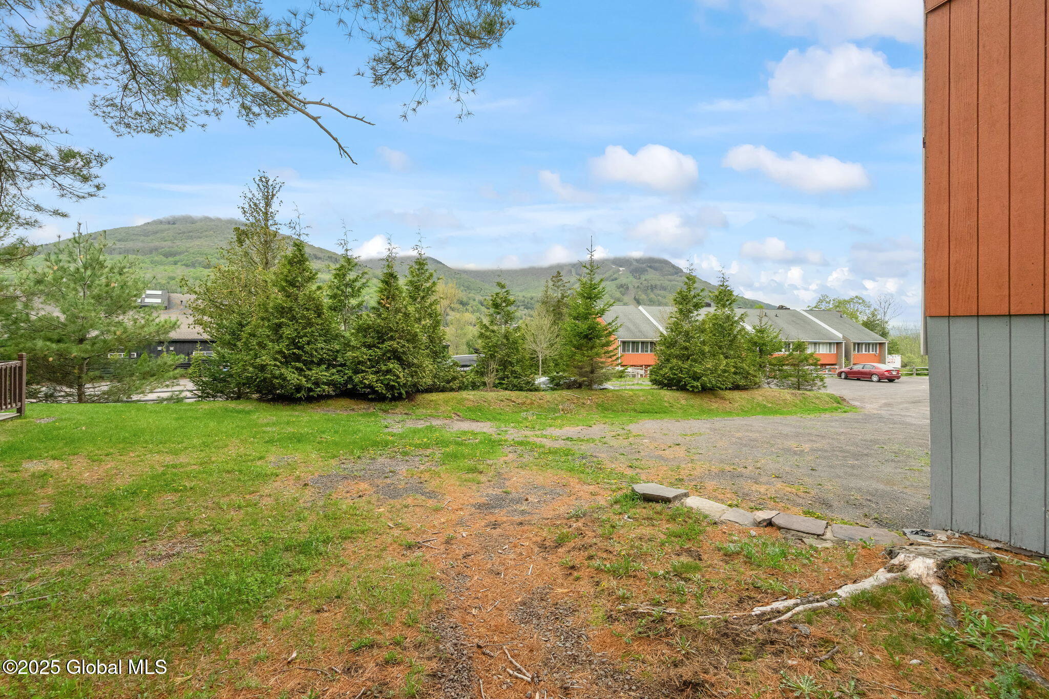 35 Scribner Hollow Road, # E3
