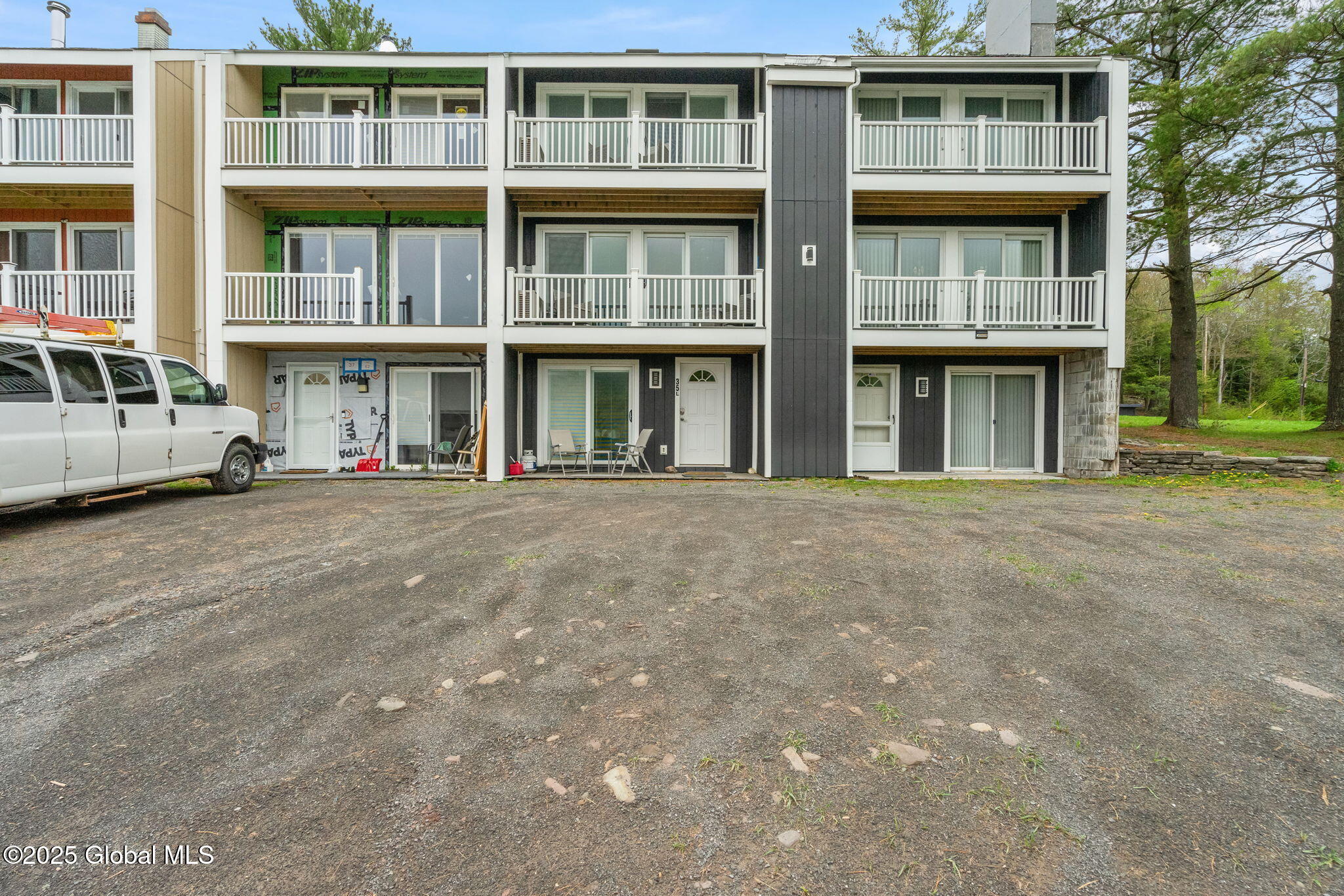 35 Scribner Hollow Road, # E3