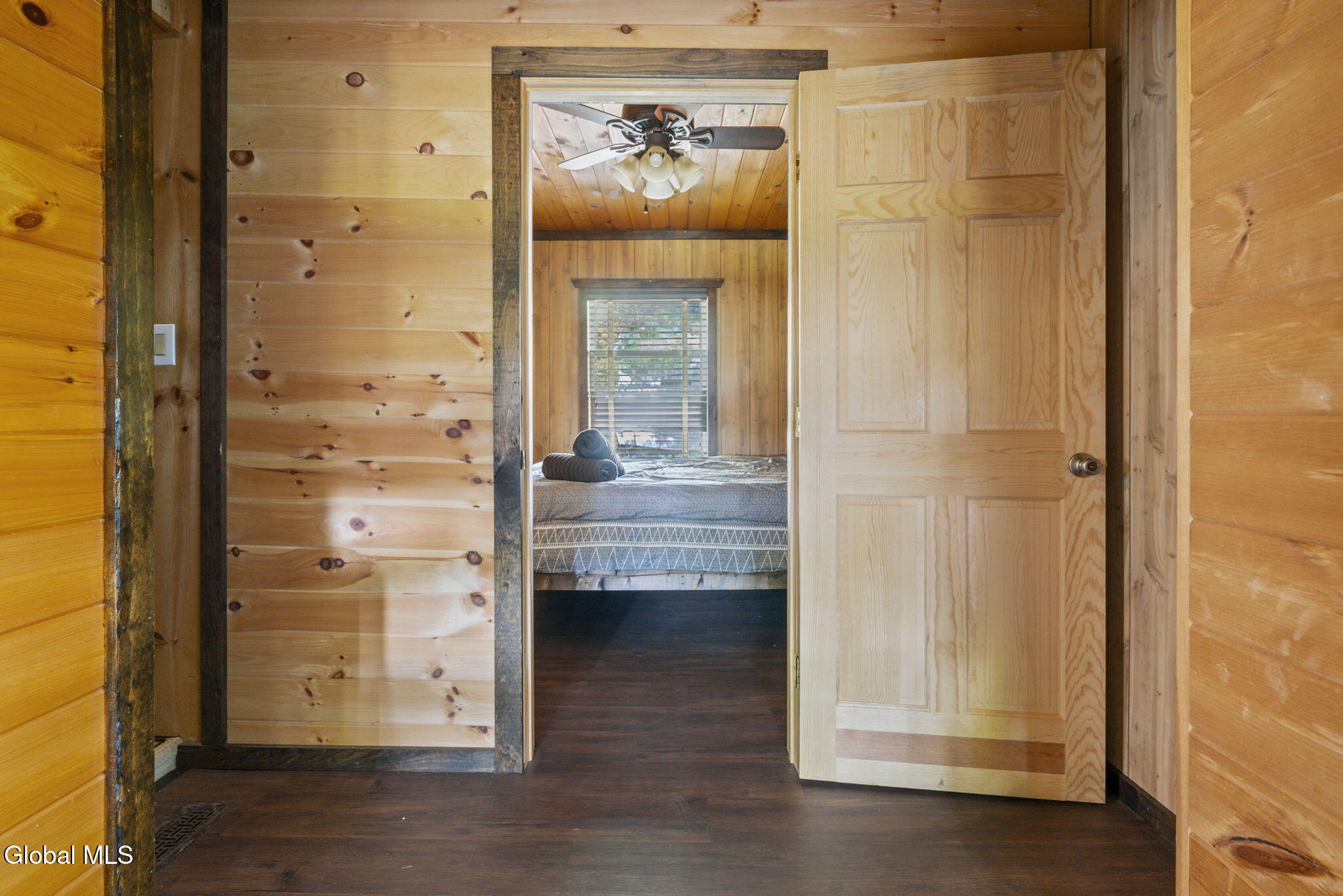28 Sutton Hollow Road