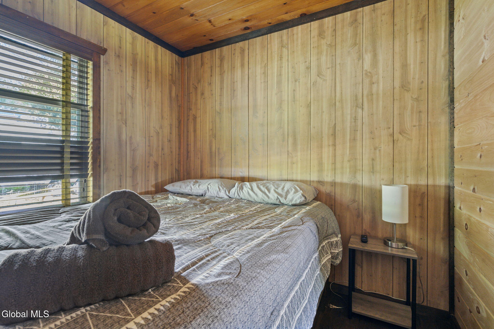 28 Sutton Hollow Road