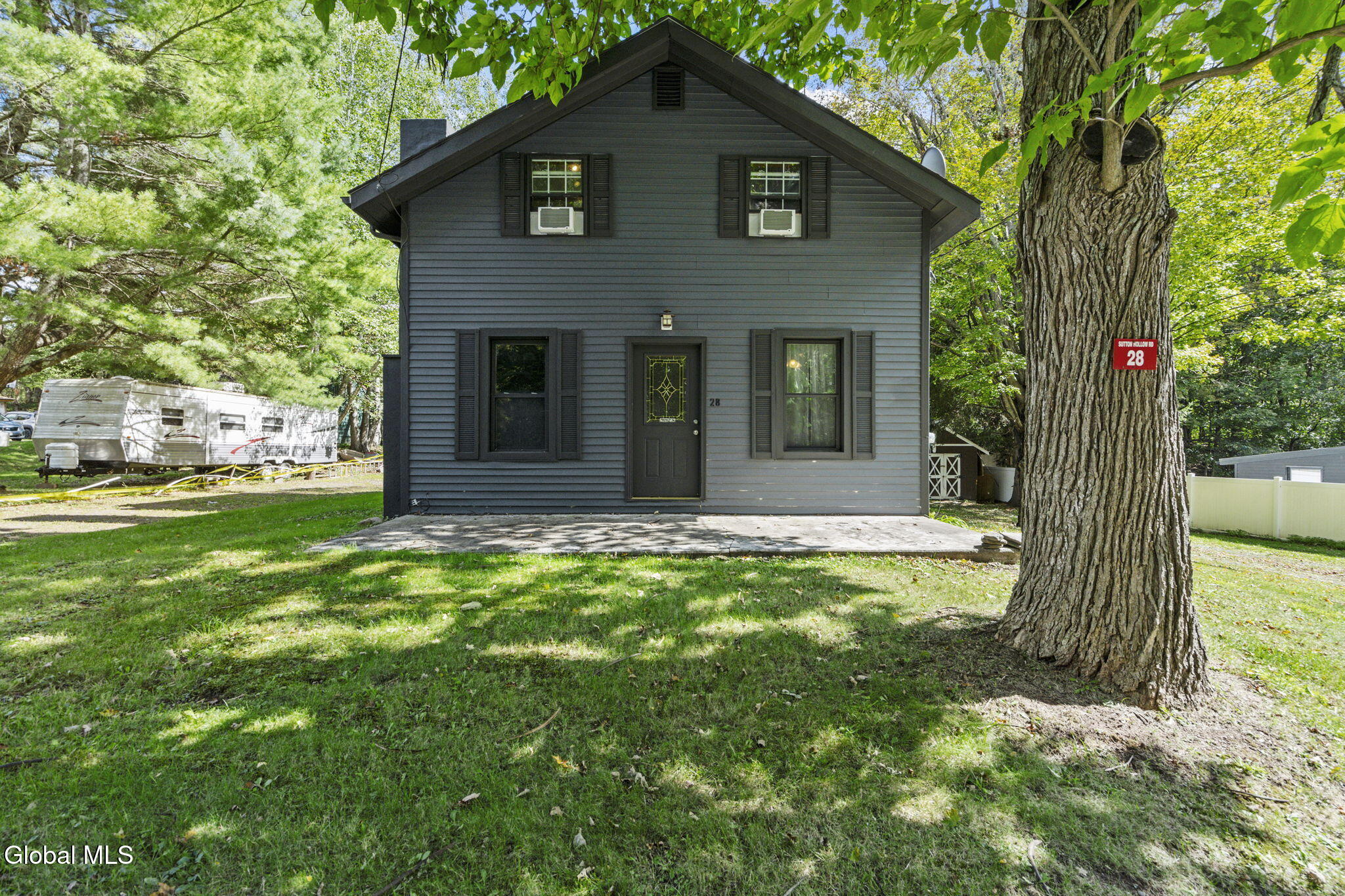 28 Sutton Hollow Road