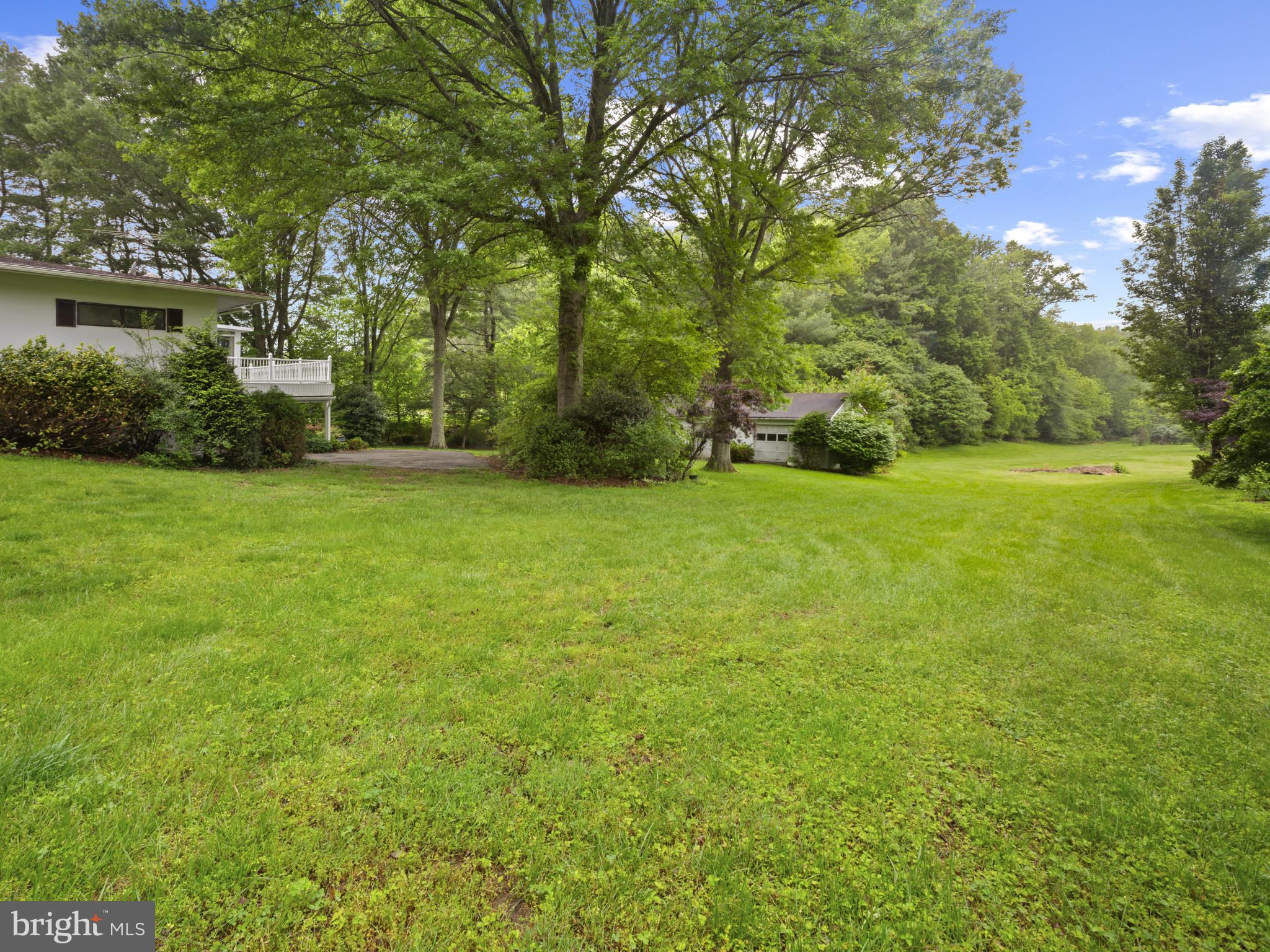 372 Sansbury Rd