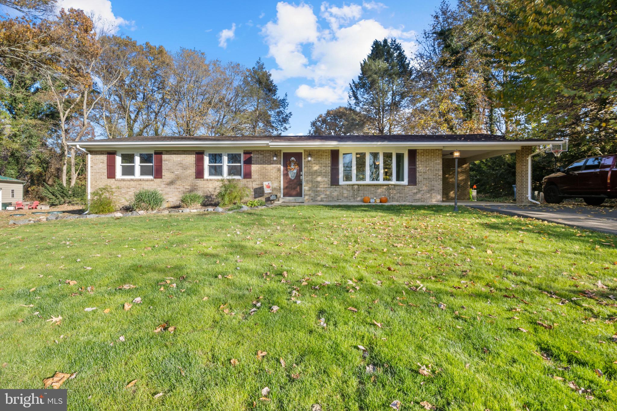 11219 Country Rd