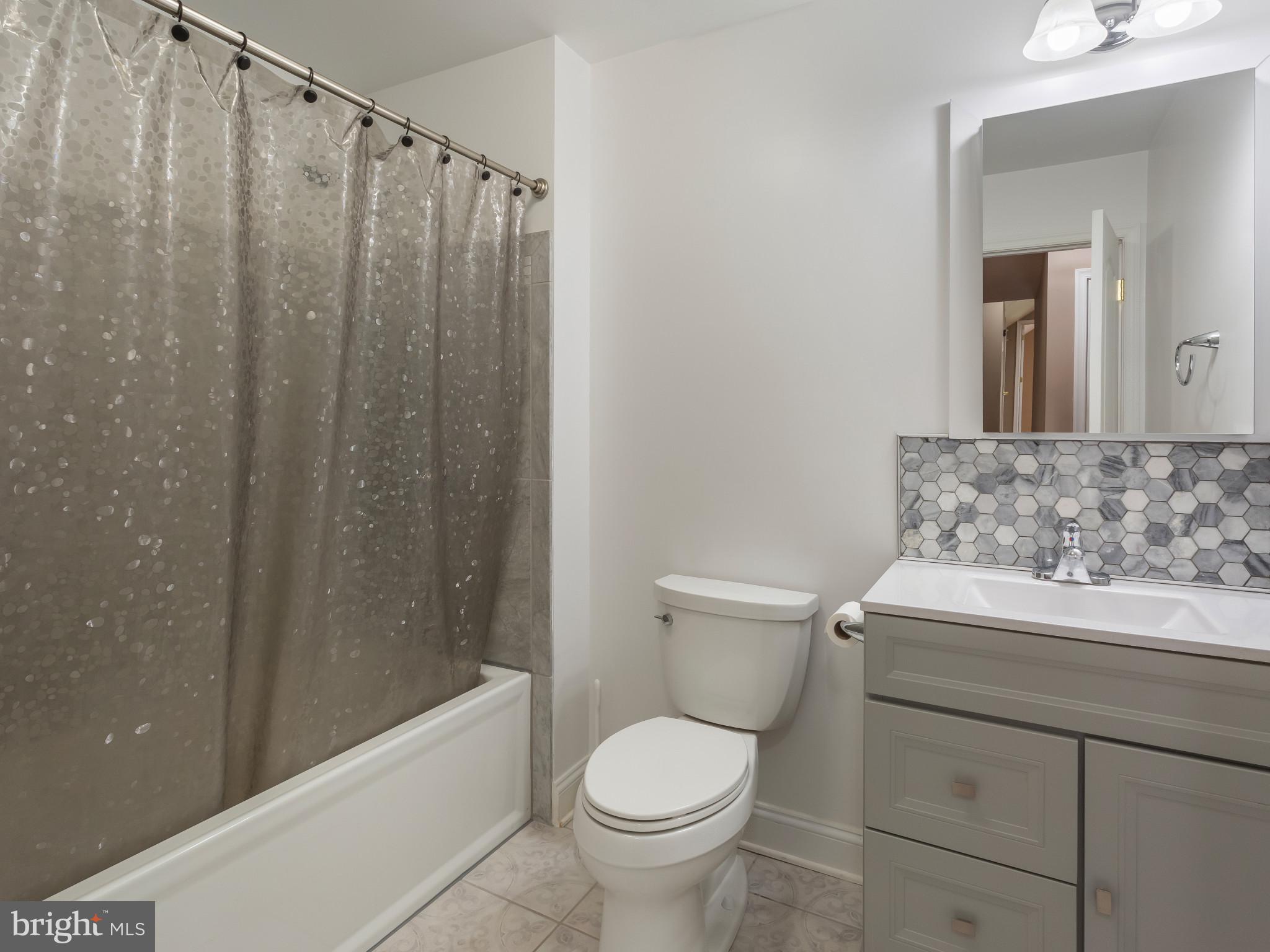 2620 Kerry Ct