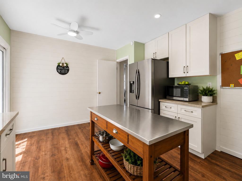 1226 PORT ECHO LANE