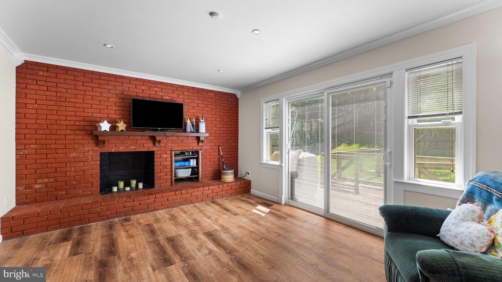 1226 PORT ECHO LANE