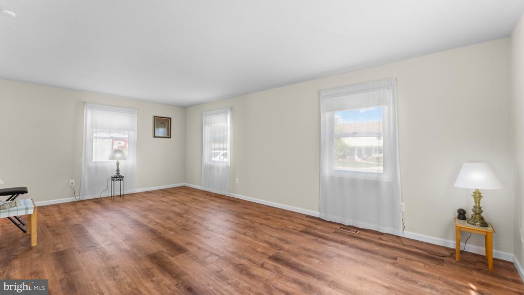 1226 PORT ECHO LANE
