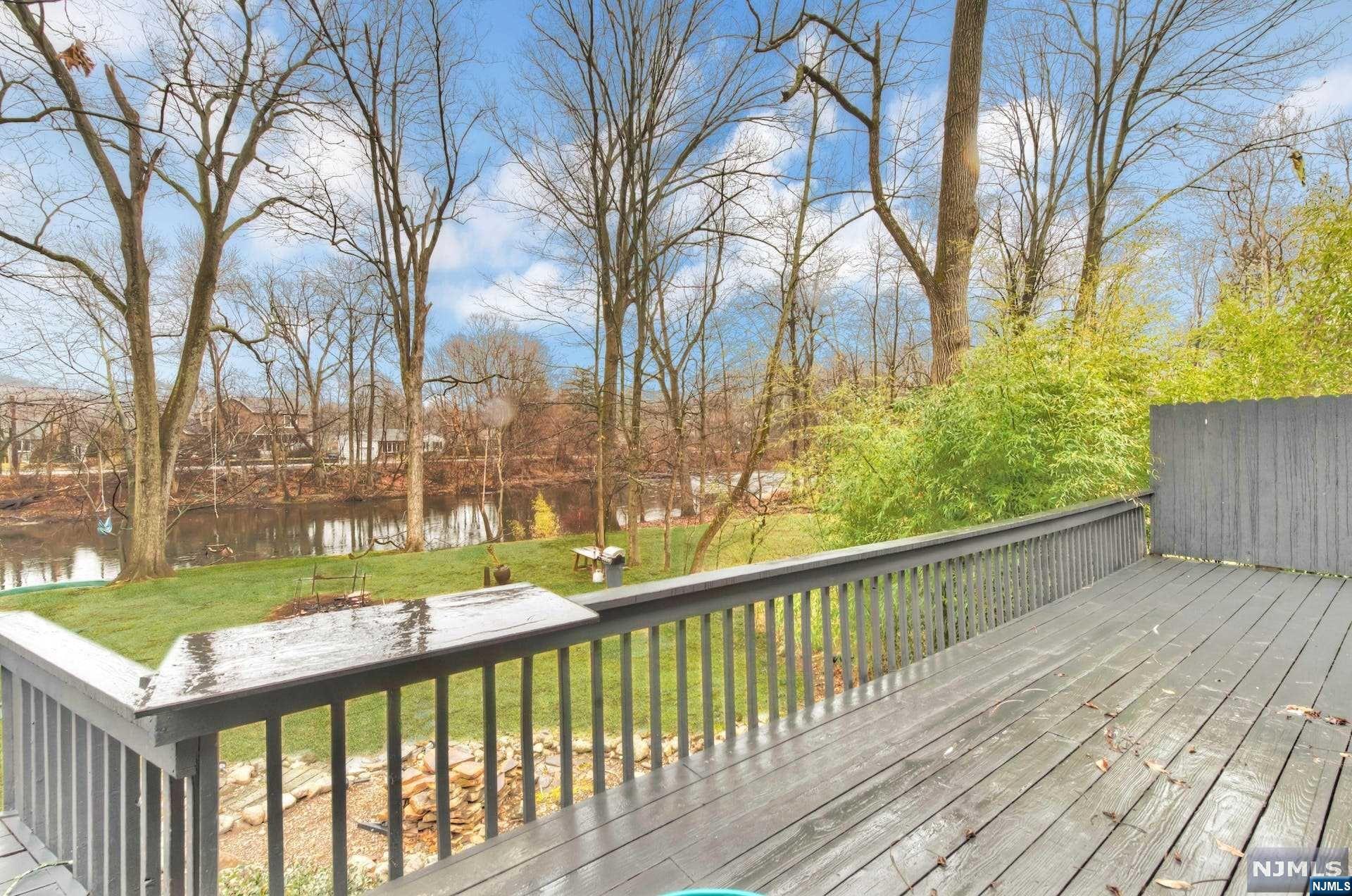 94 Roosevelt Boulevard