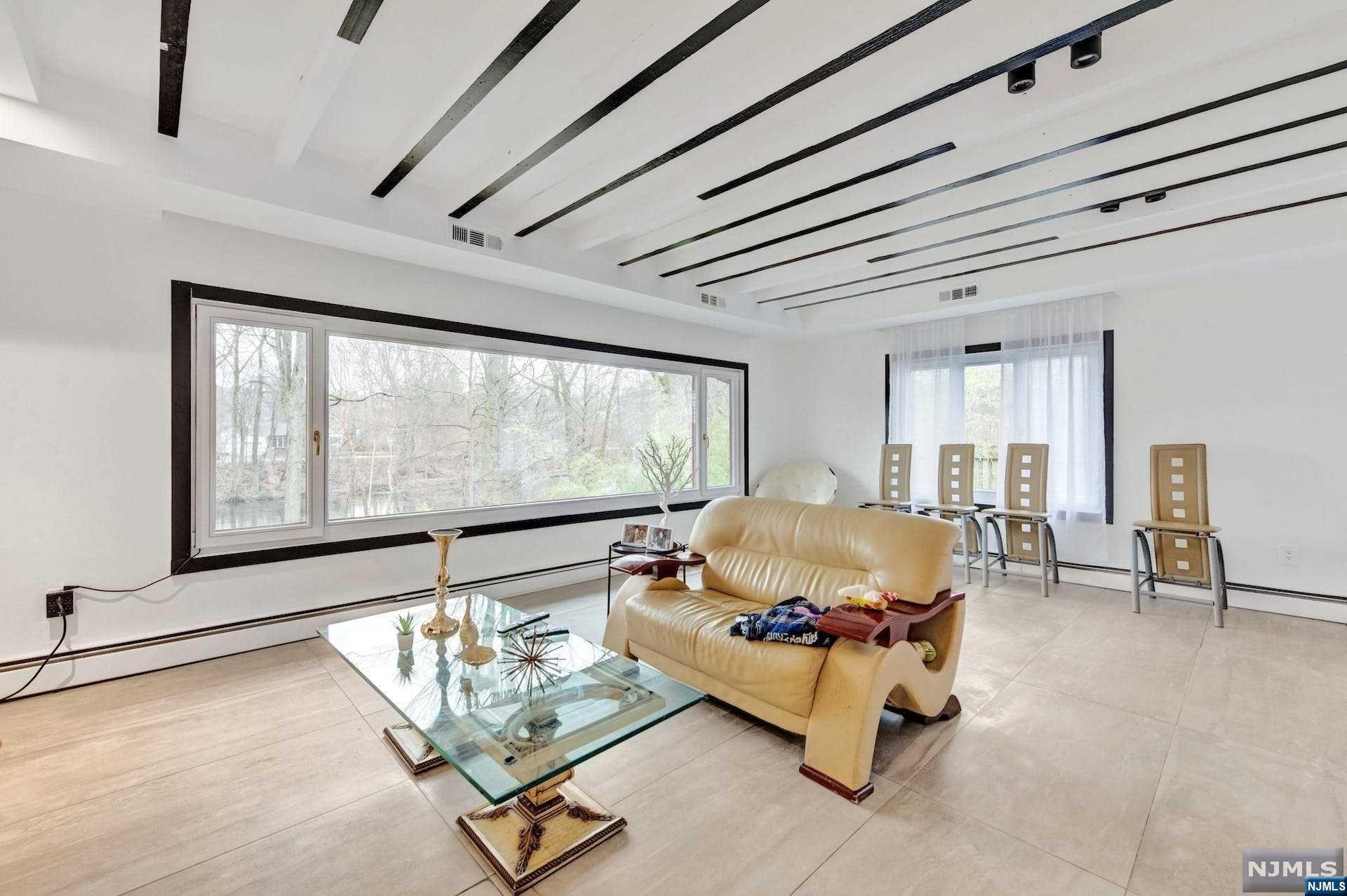 94 Roosevelt Boulevard