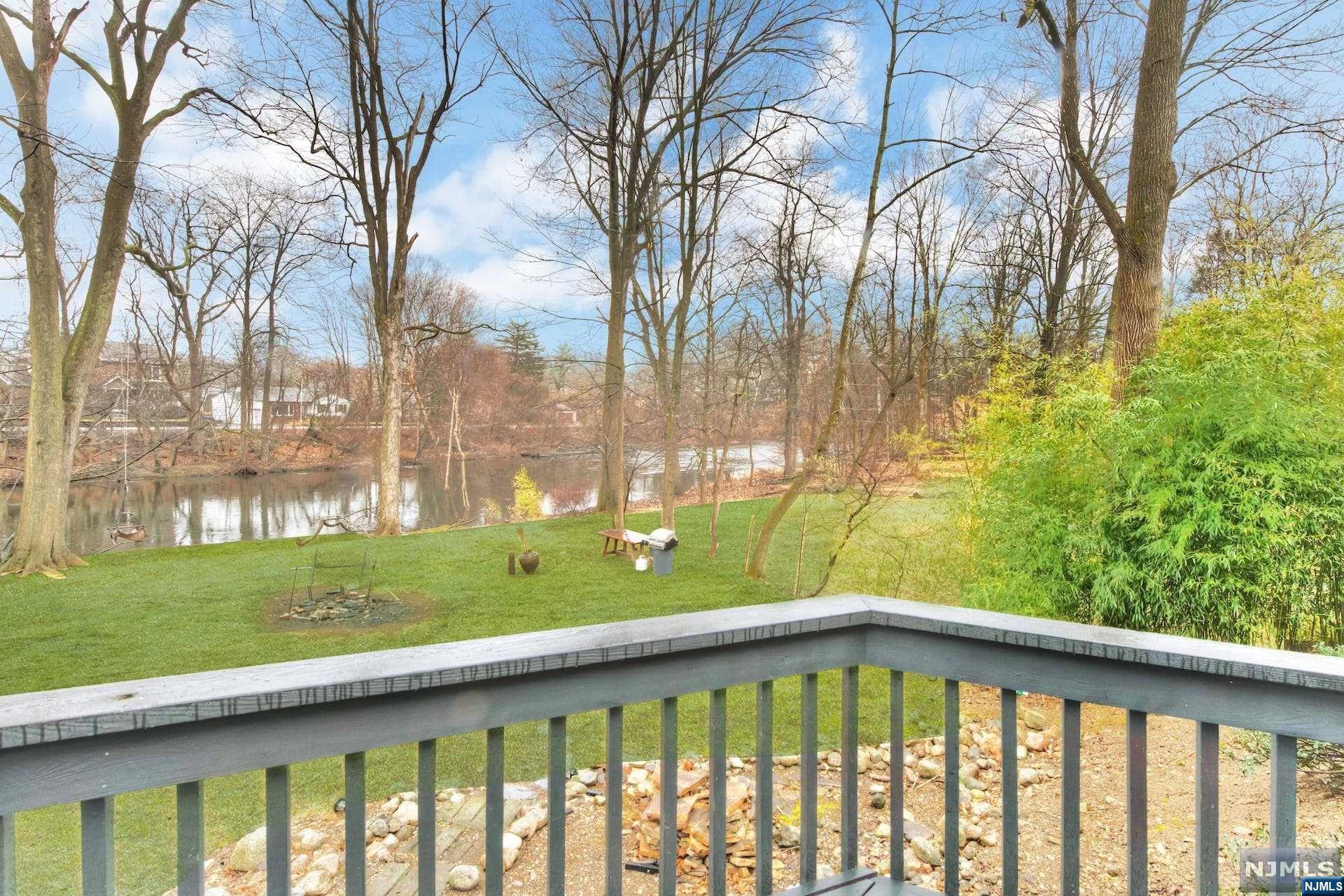 94 Roosevelt Boulevard