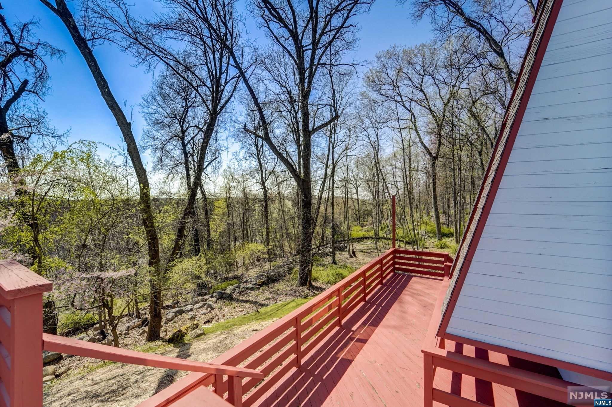 810 Shadow Ridge Road