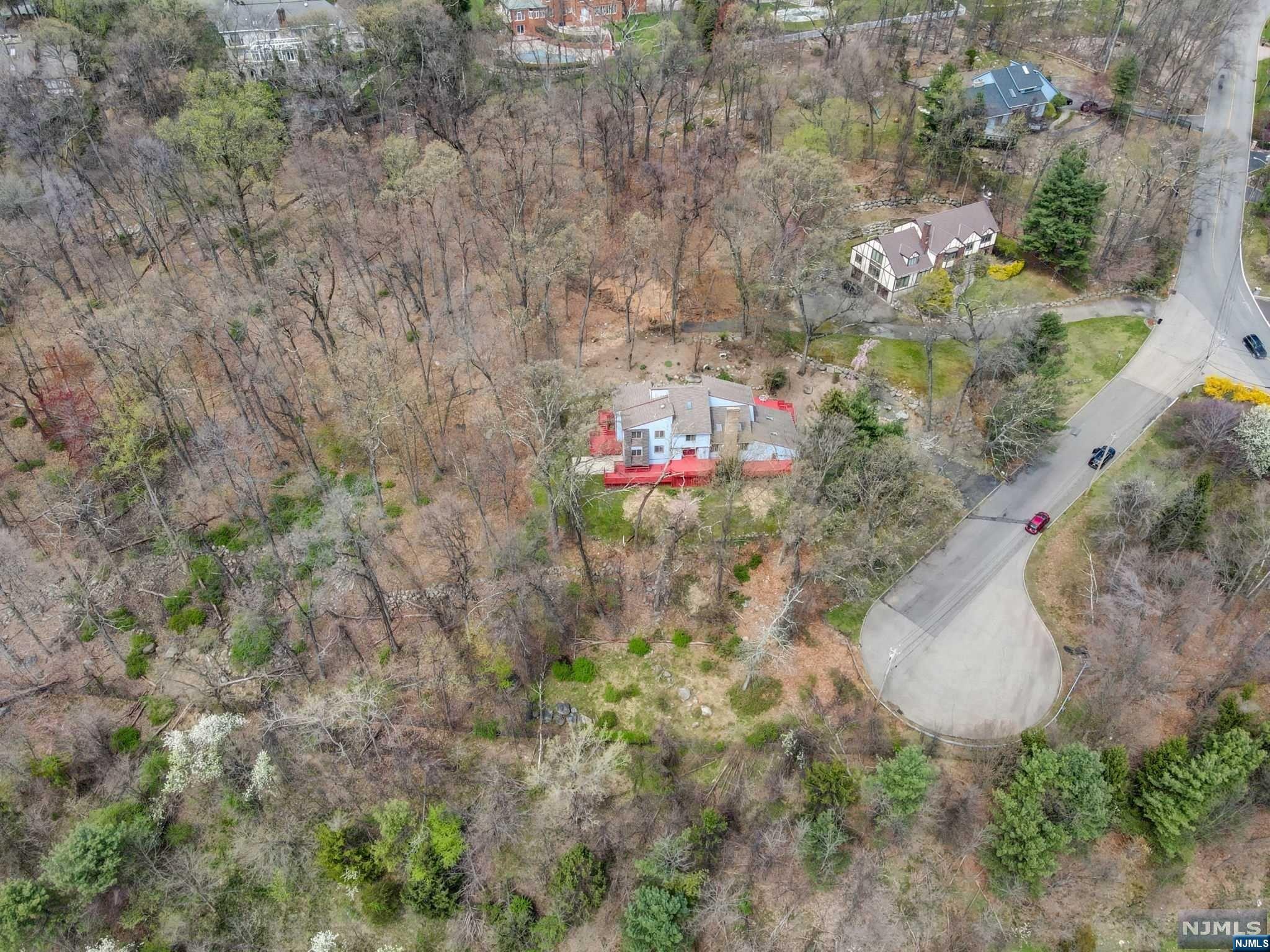 810 Shadow Ridge Road