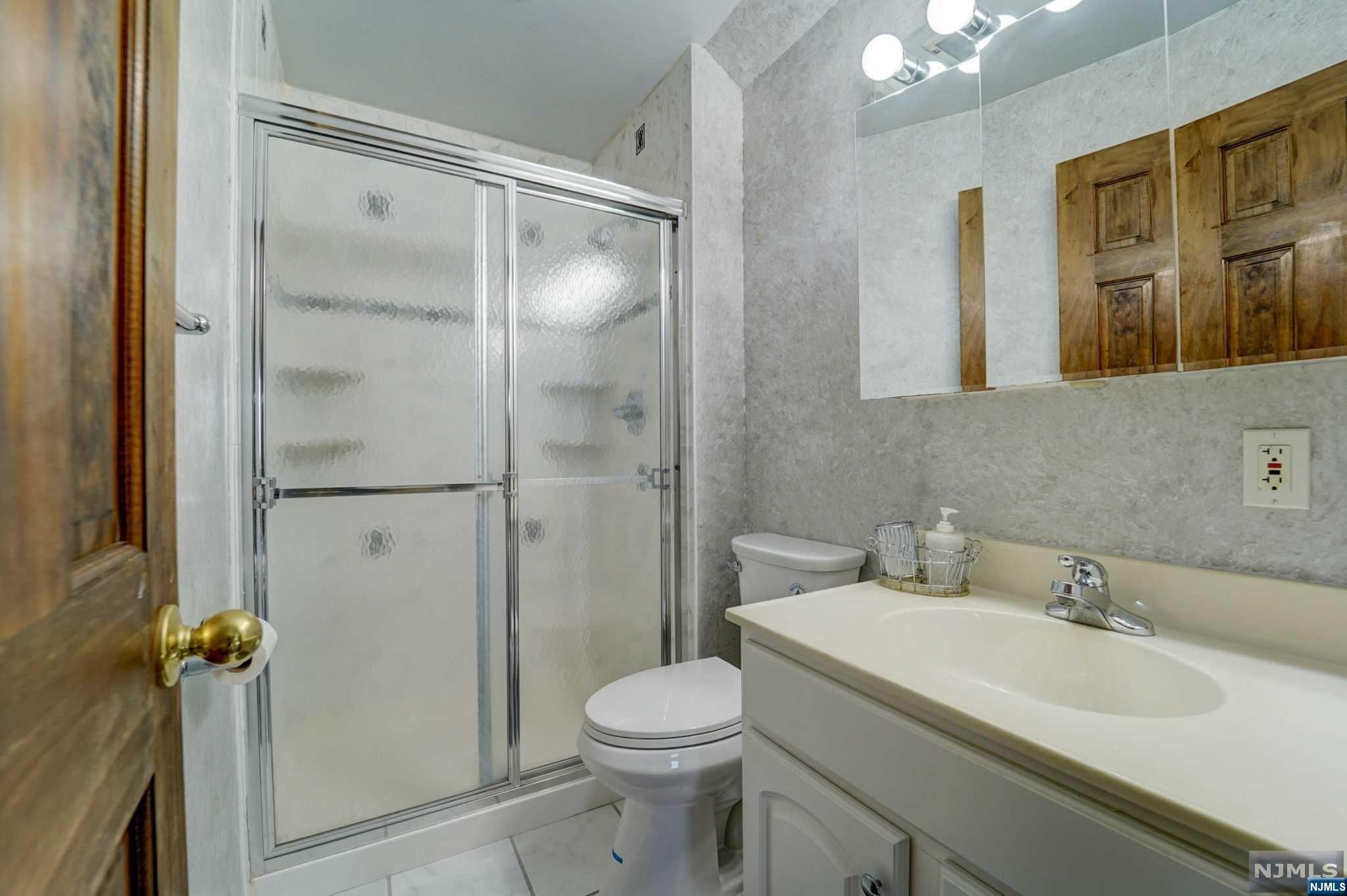 810 Shadow Ridge Road