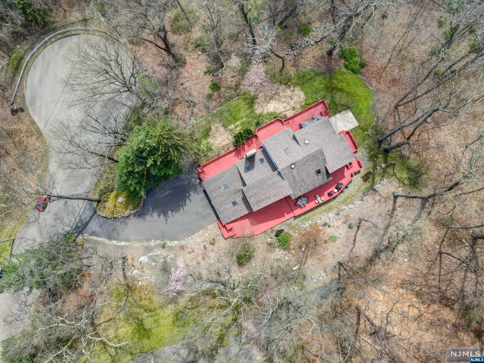 810 Shadow Ridge Road