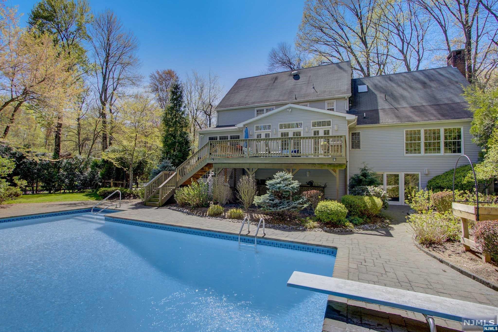91 Cedar Drive