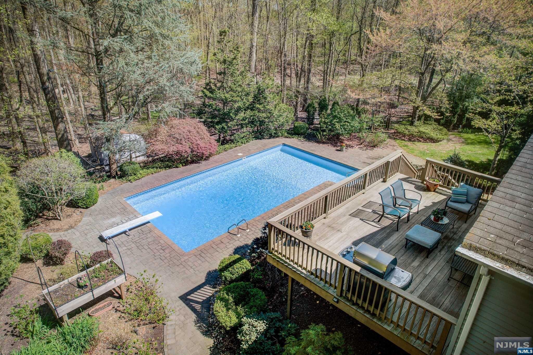91 Cedar Drive