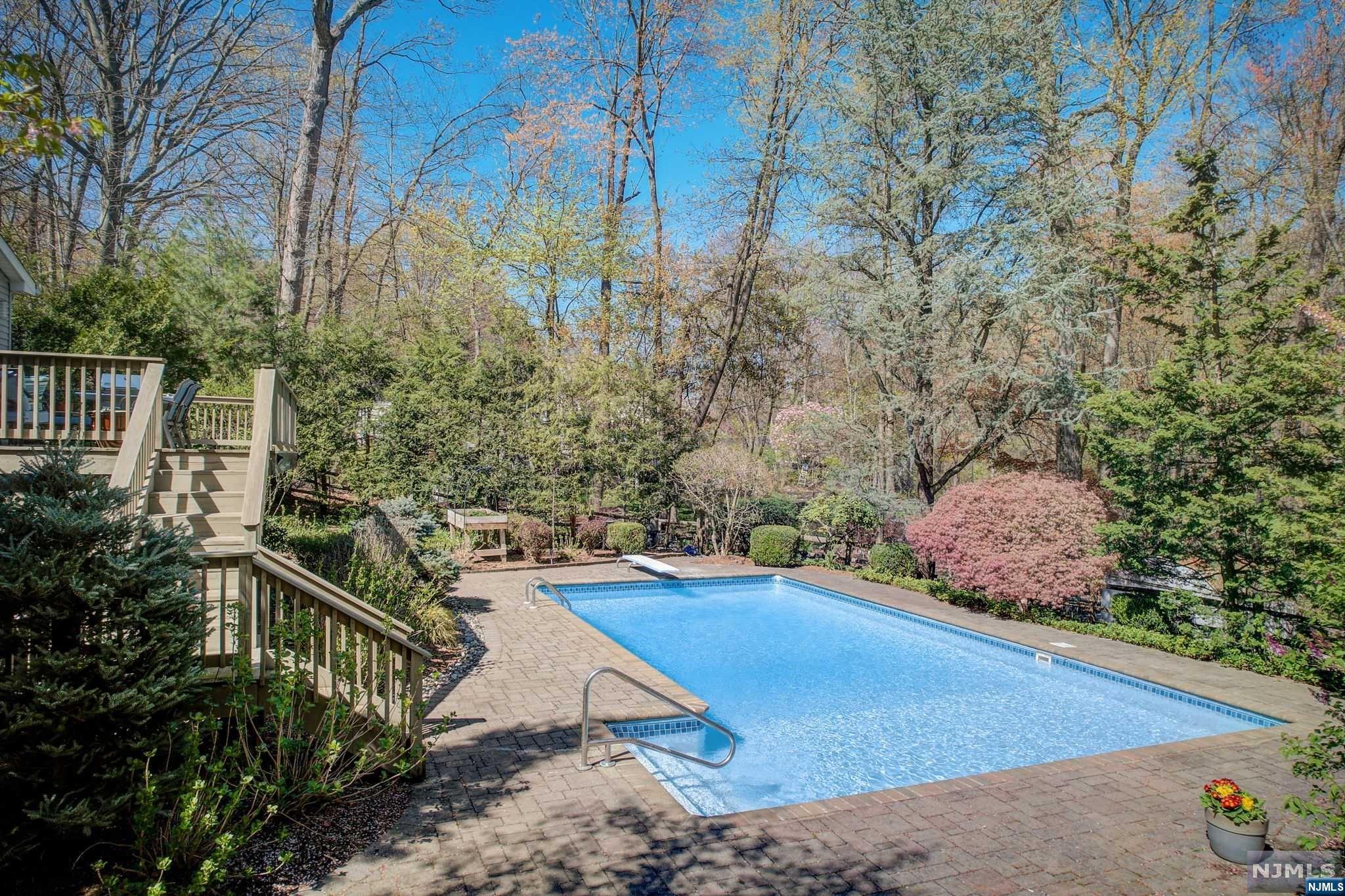 91 Cedar Drive