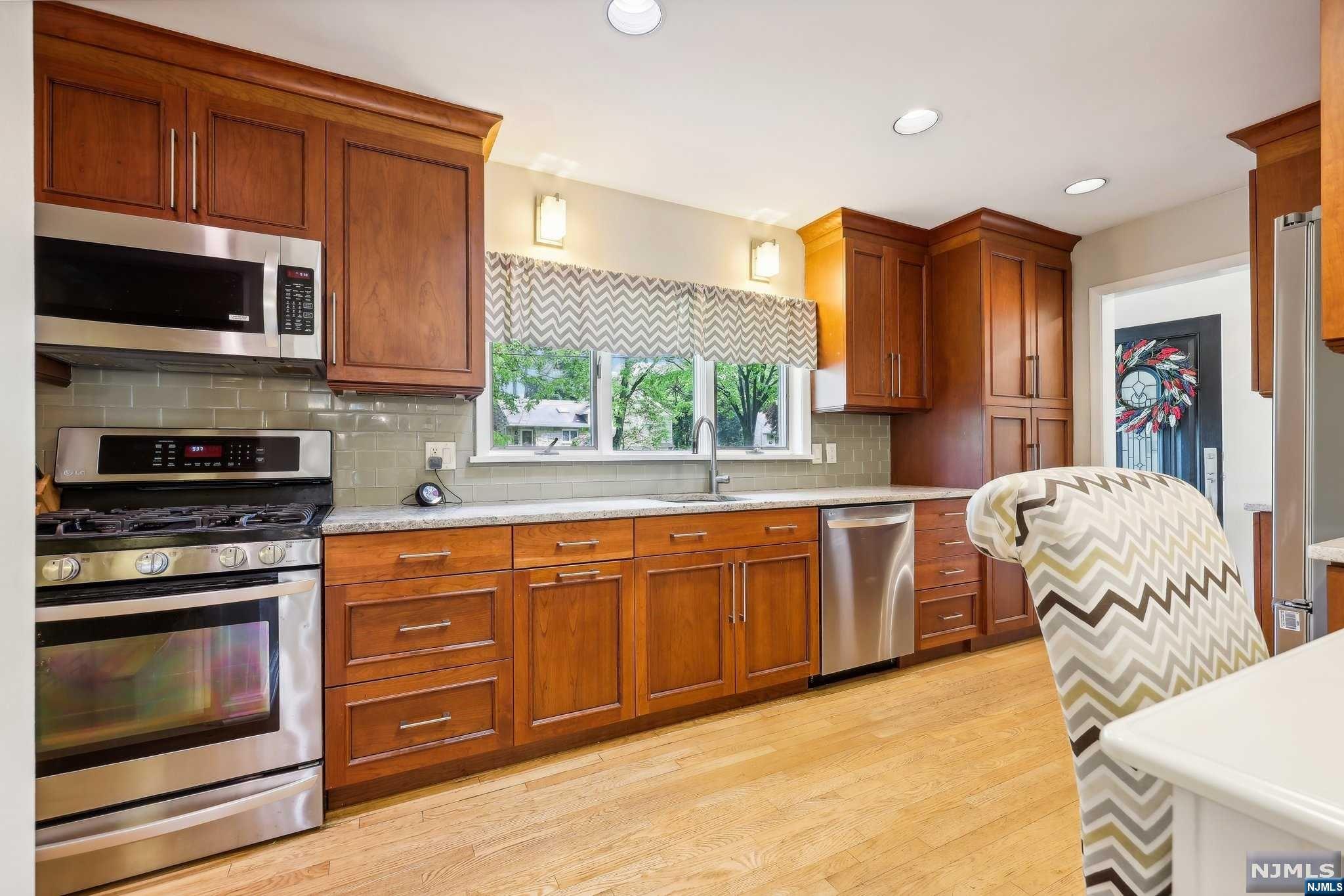 238 Mulberry Place