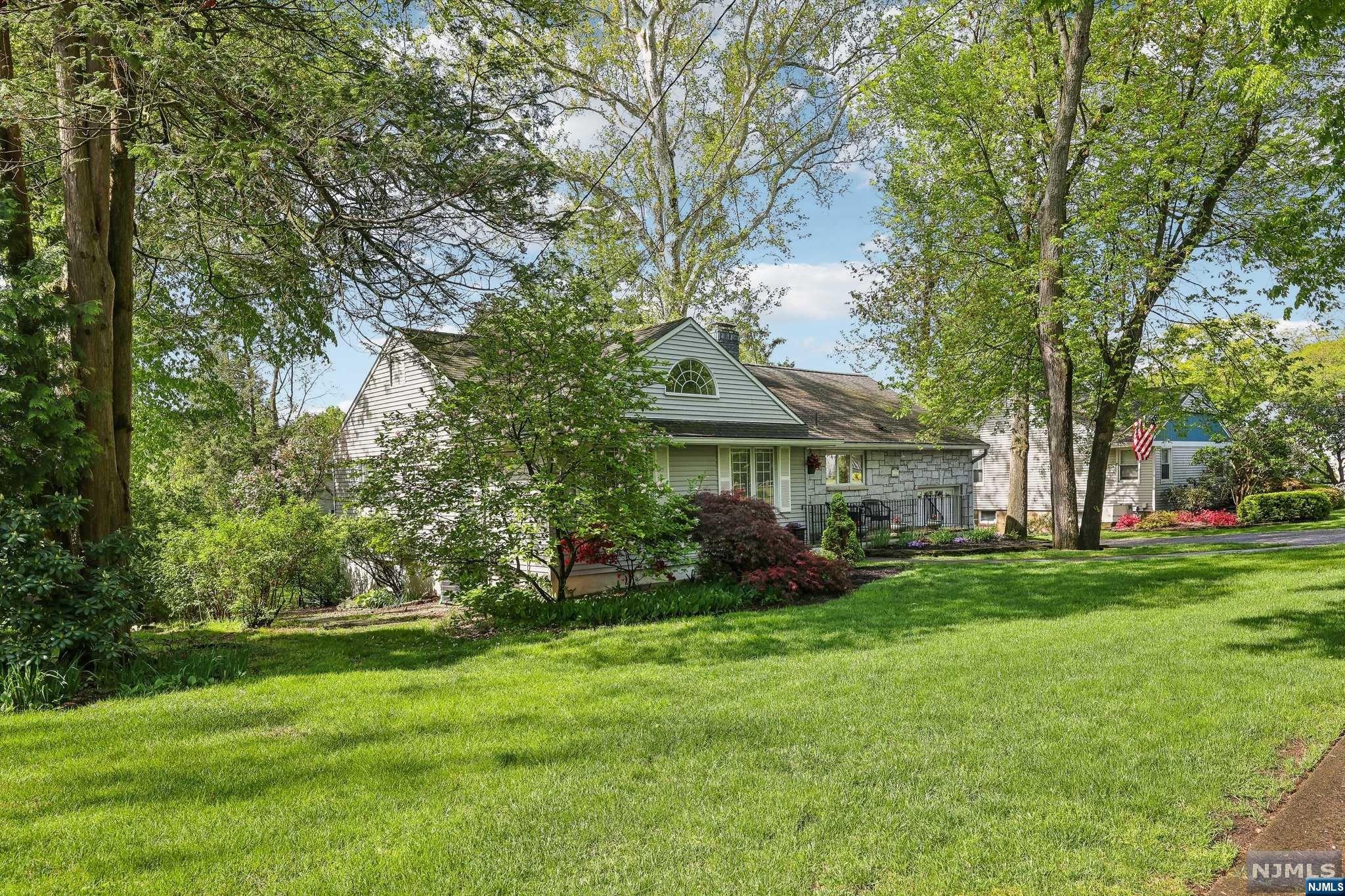238 Mulberry Place
