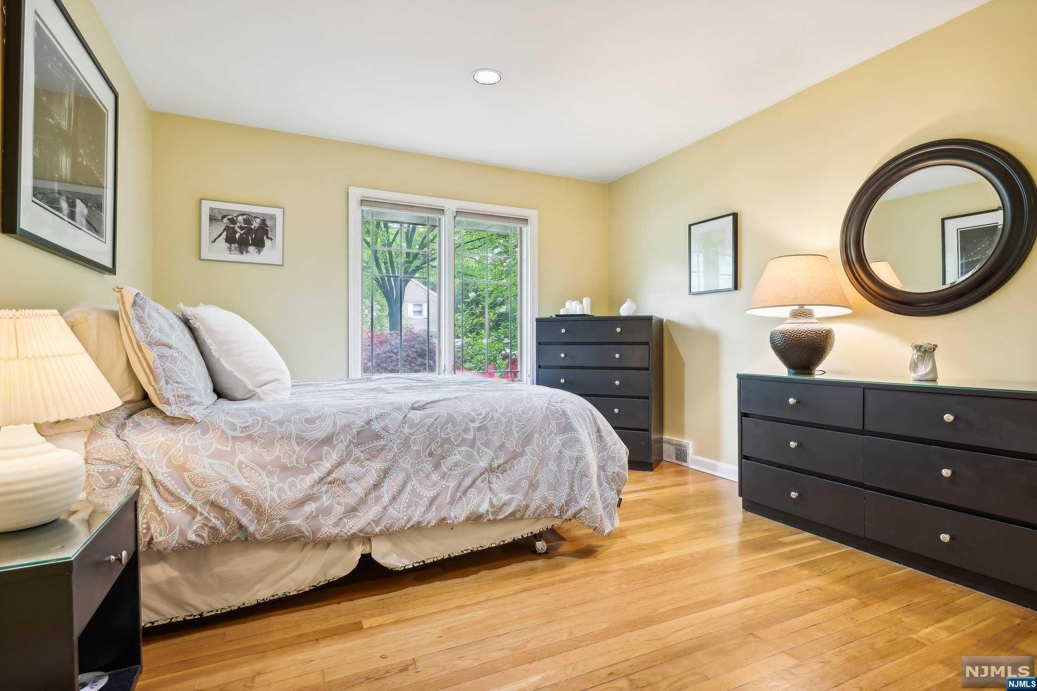 238 Mulberry Place