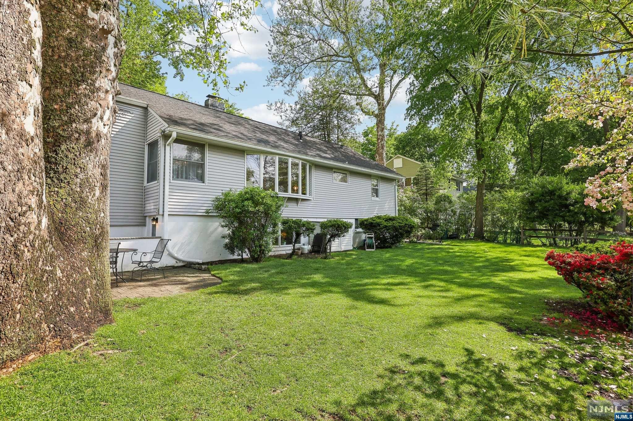 238 Mulberry Place