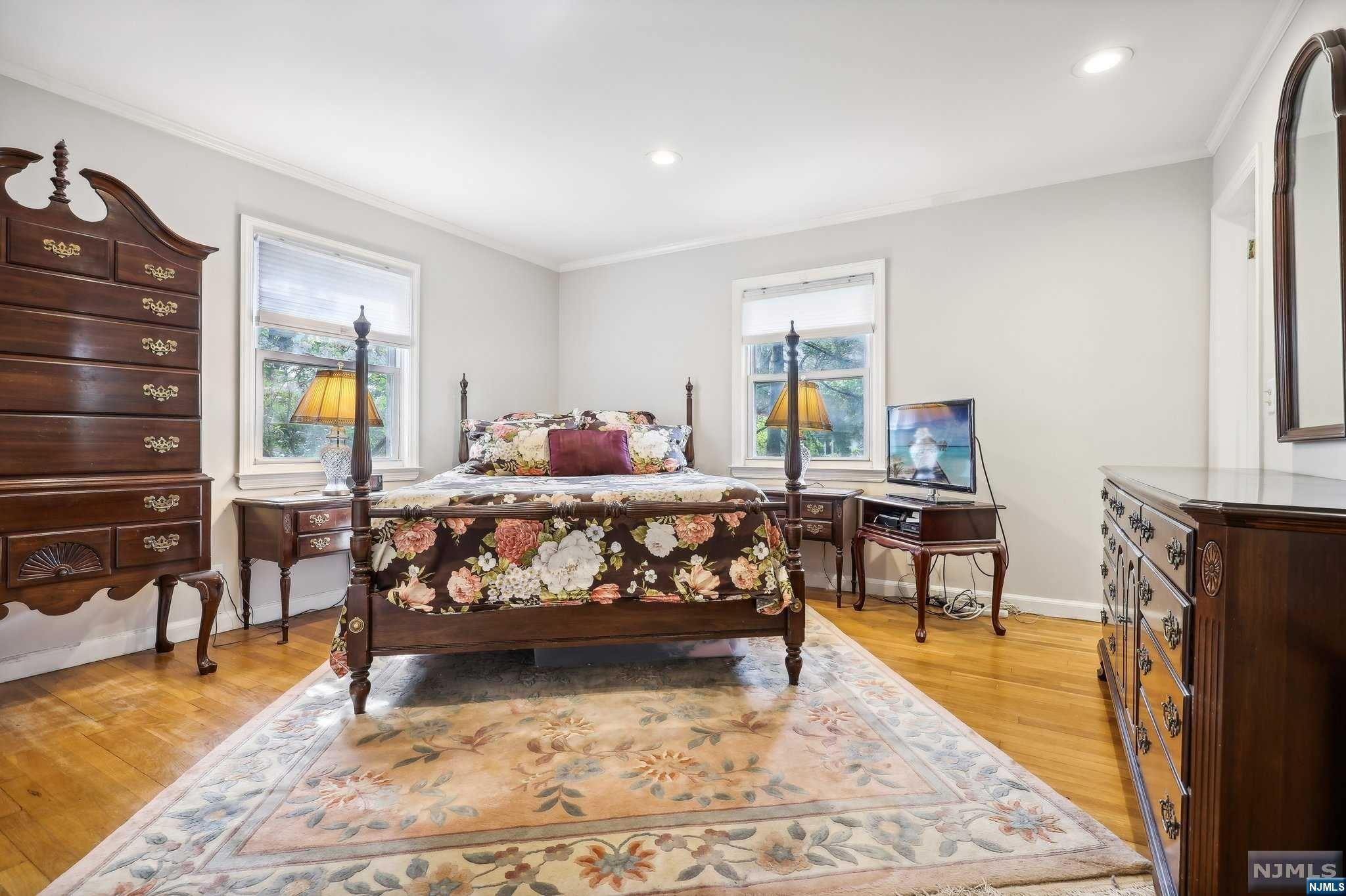 238 Mulberry Place