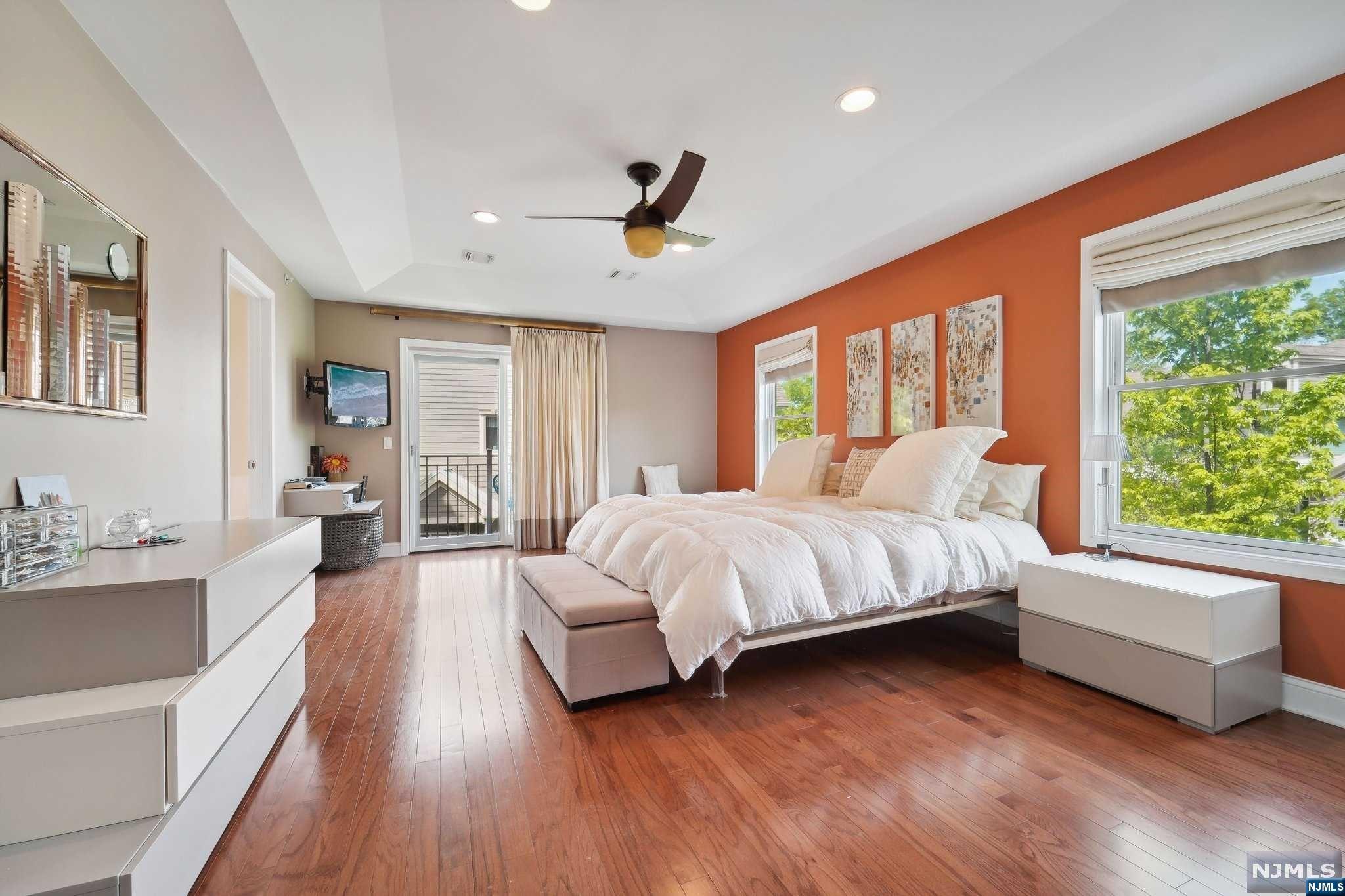 207 Whitney Lane