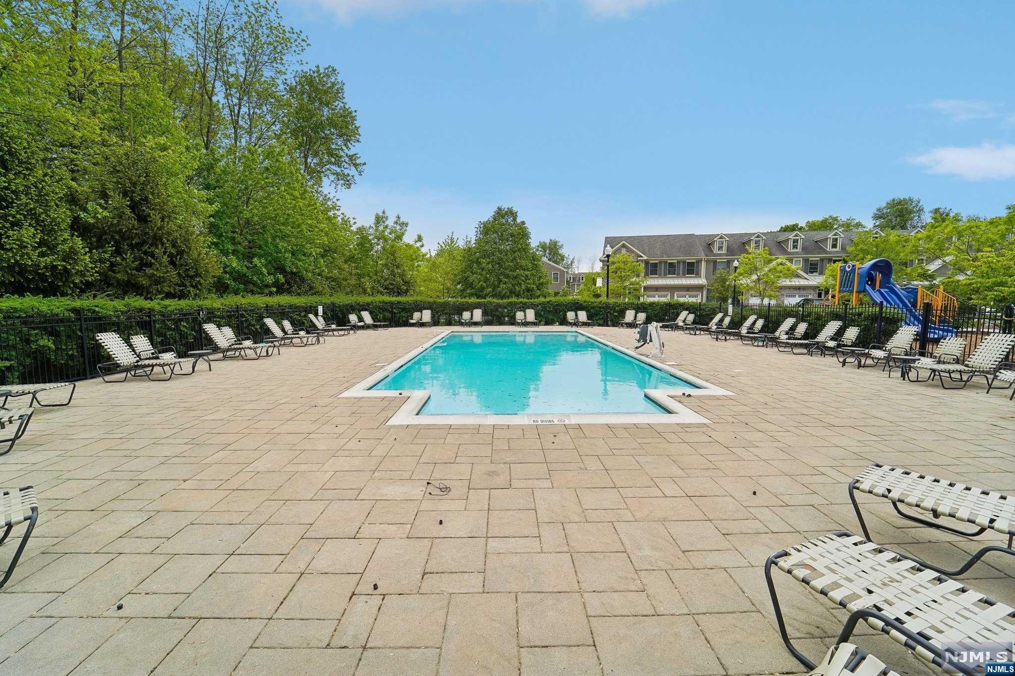 207 Whitney Lane
