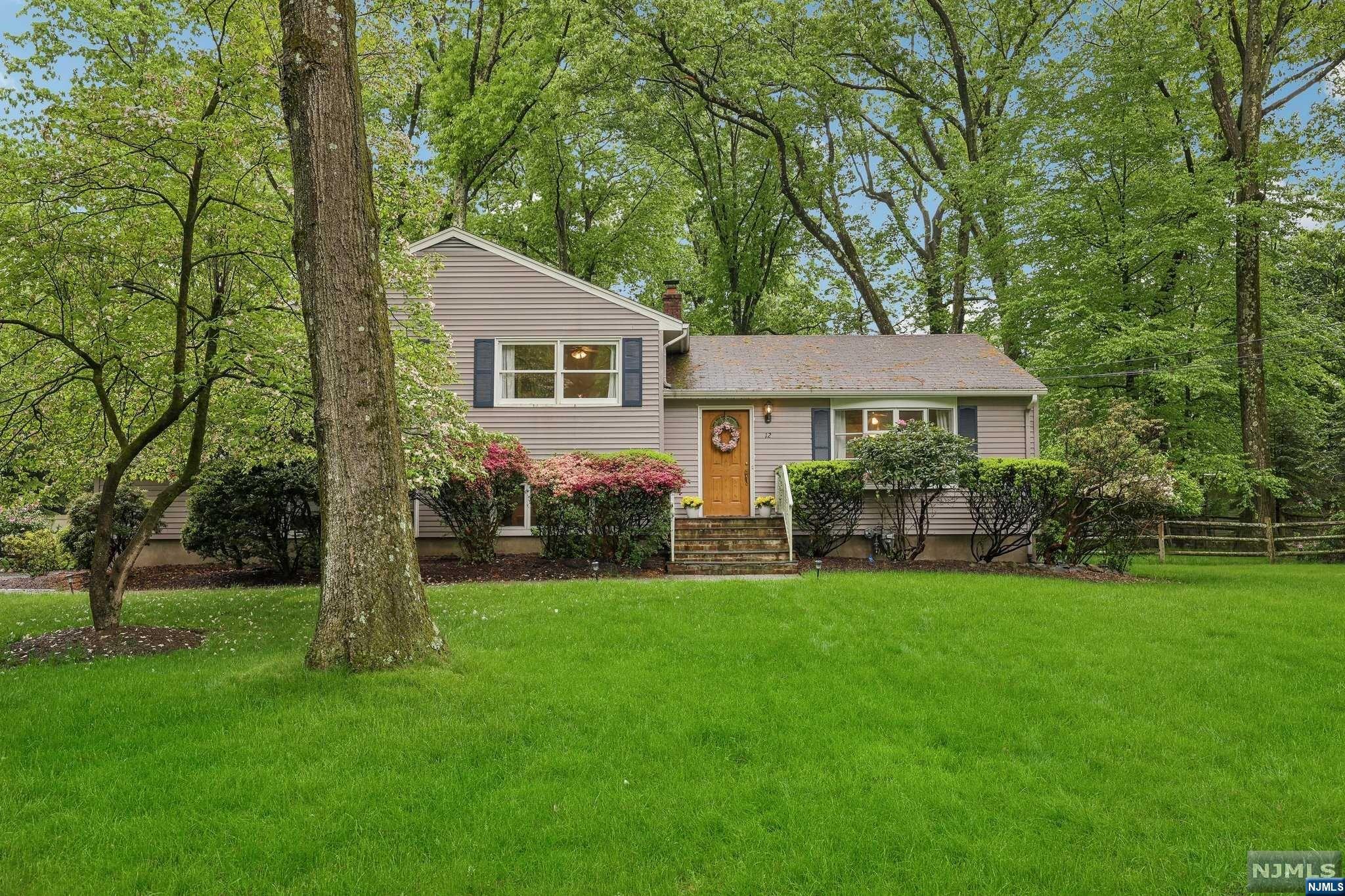 12 Fairhaven Drive