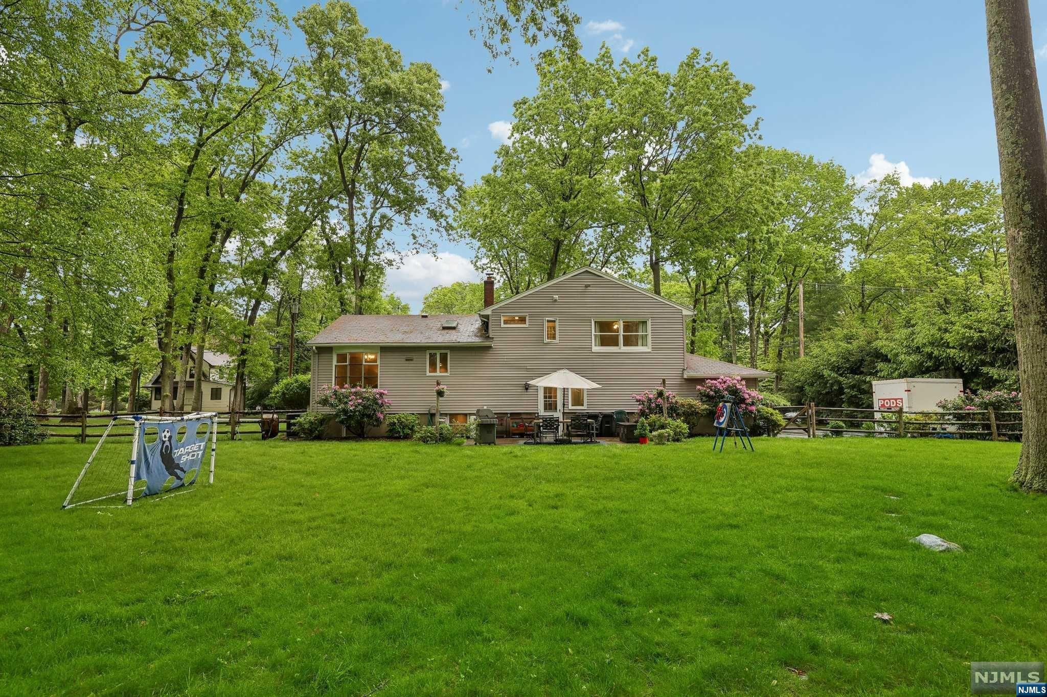 12 Fairhaven Drive