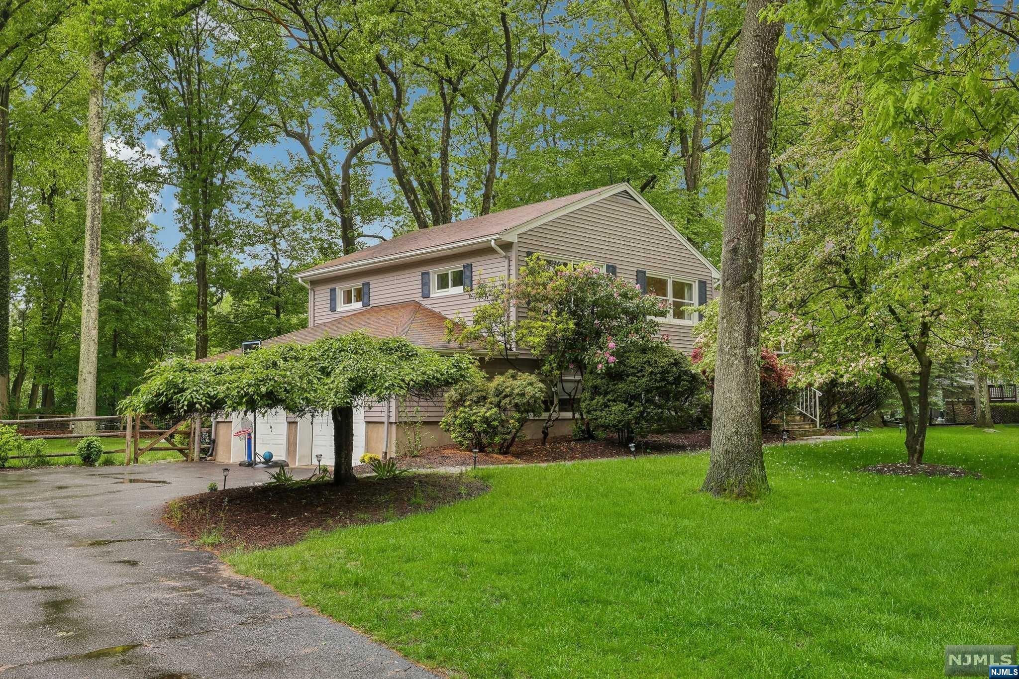 12 Fairhaven Drive