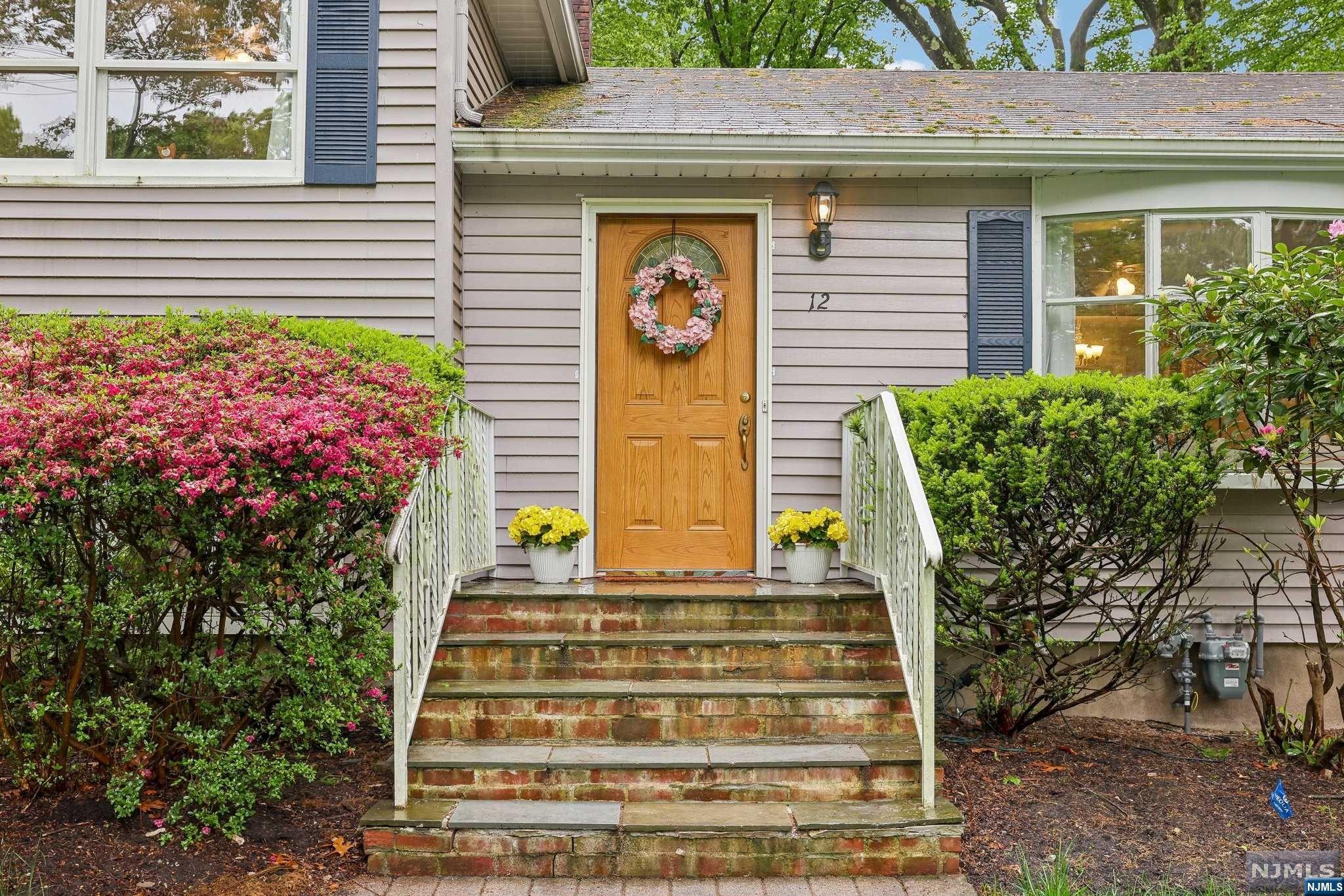 12 Fairhaven Drive