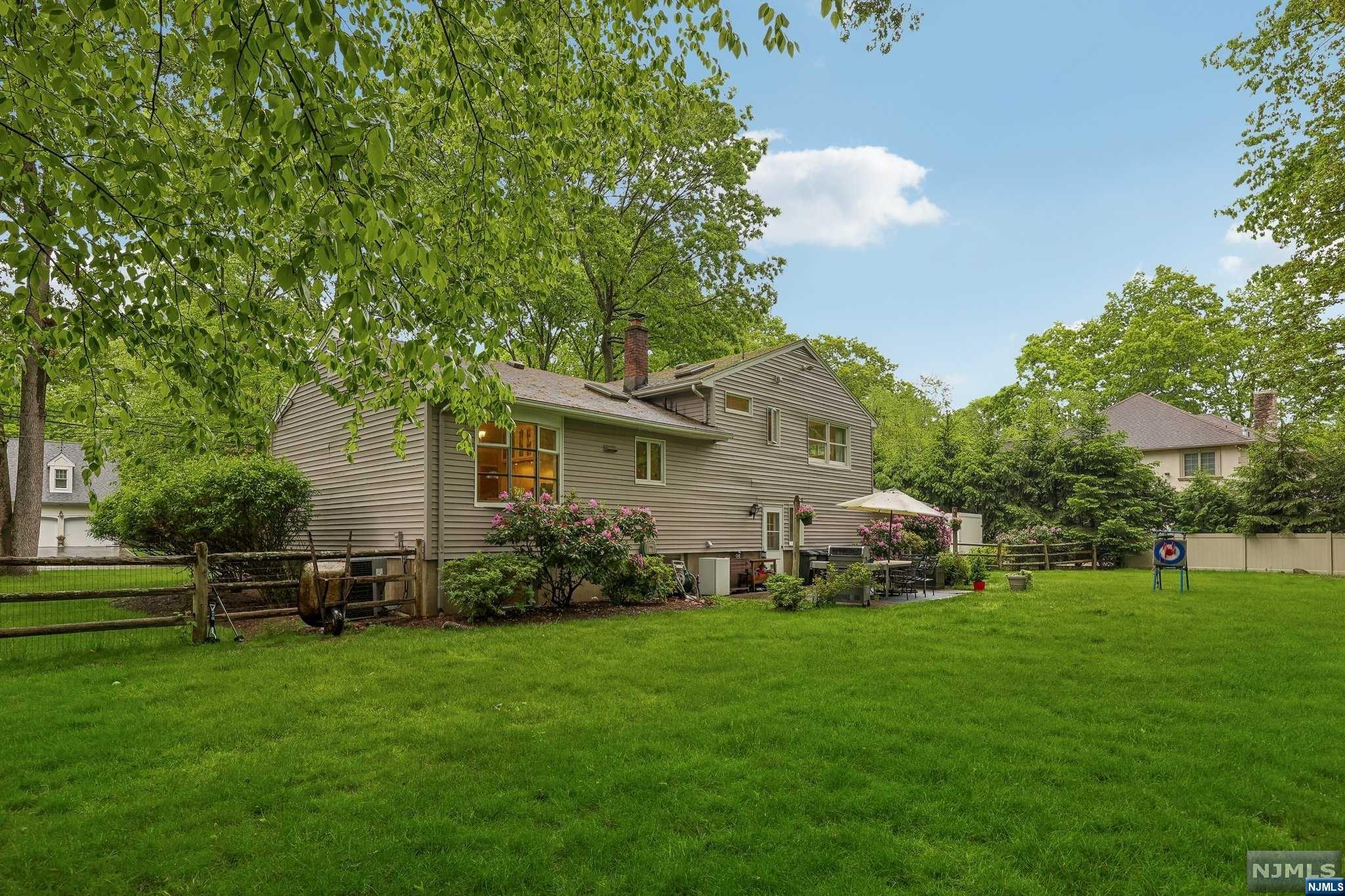 12 Fairhaven Drive