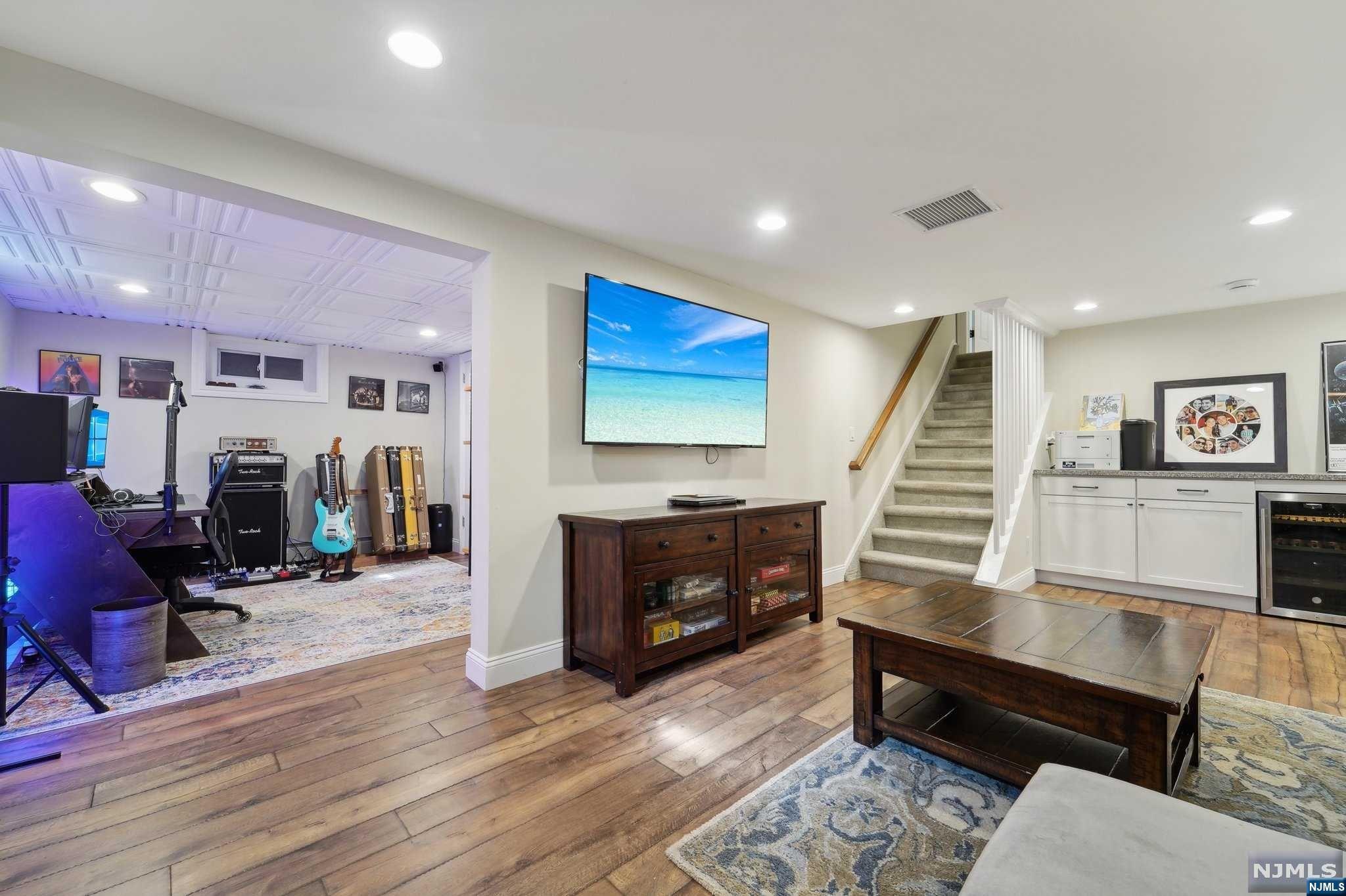 116 Schuyler Road