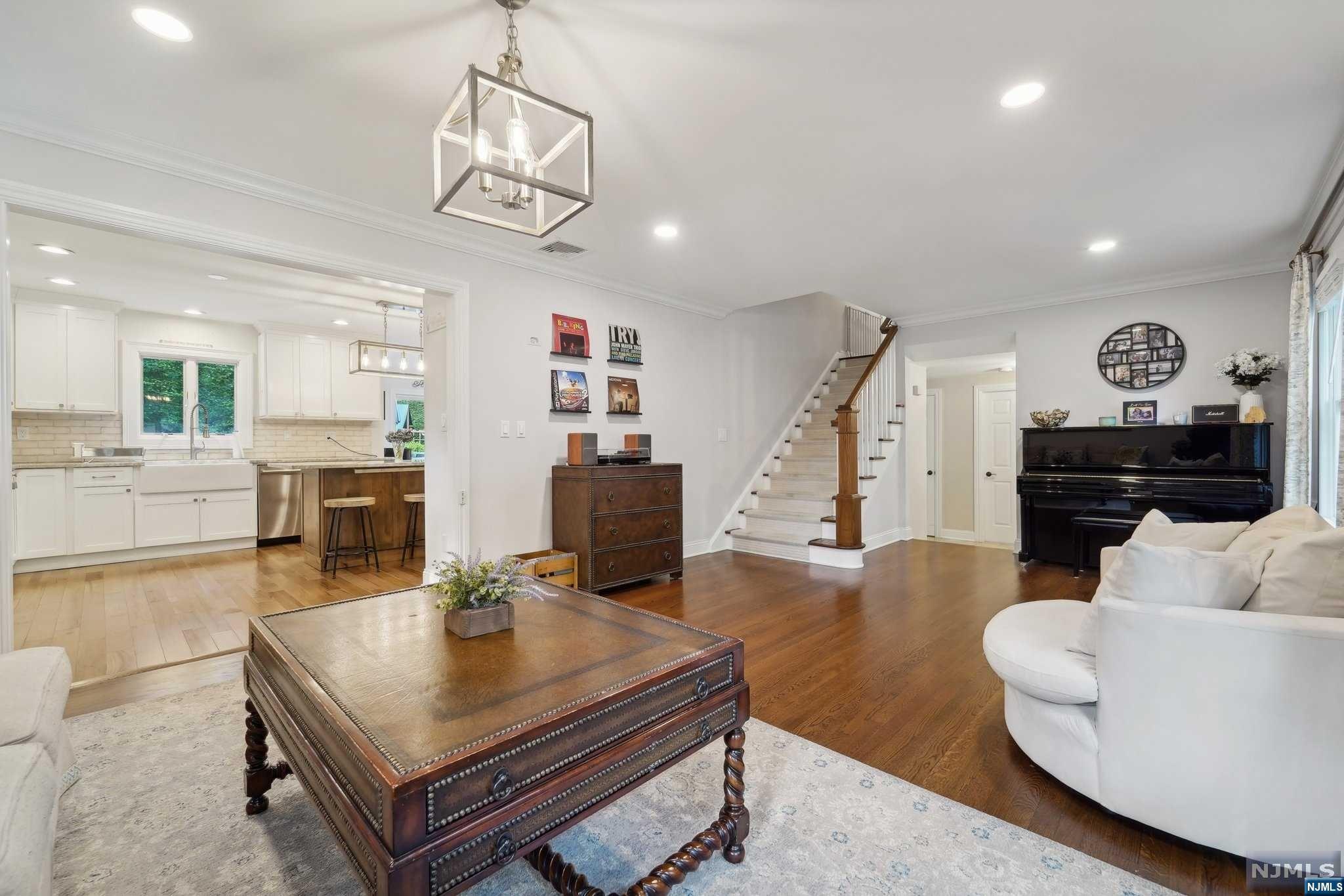 116 Schuyler Road