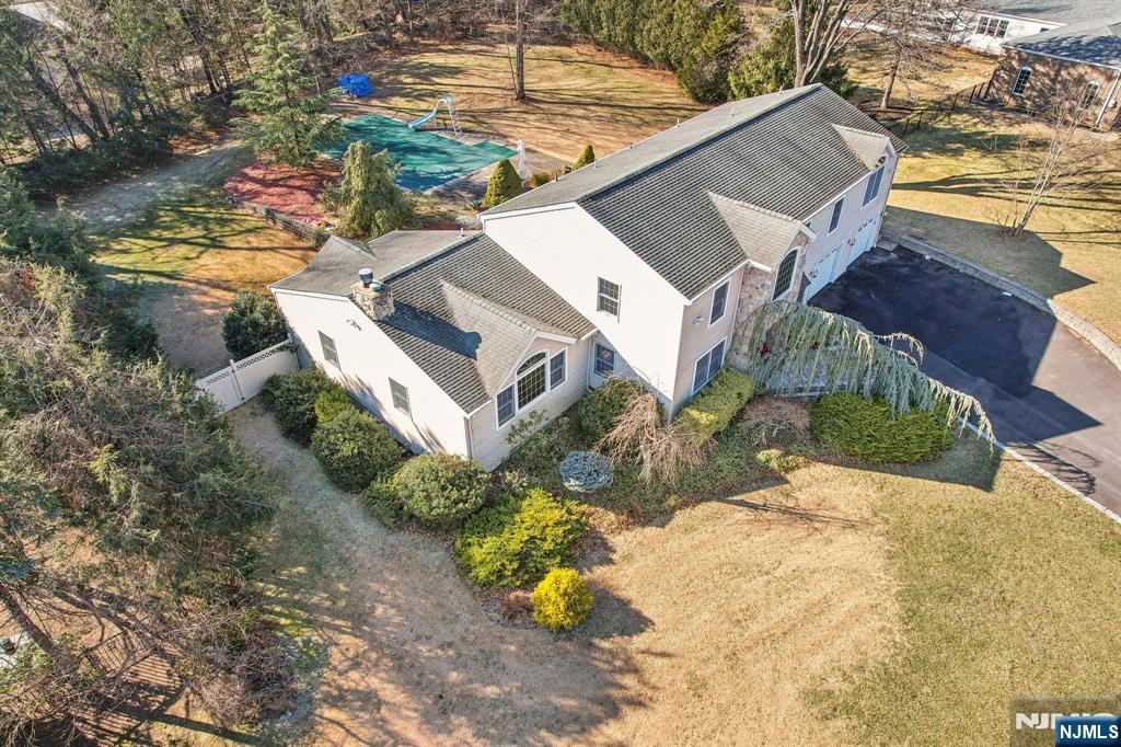 10 Wilton Drive