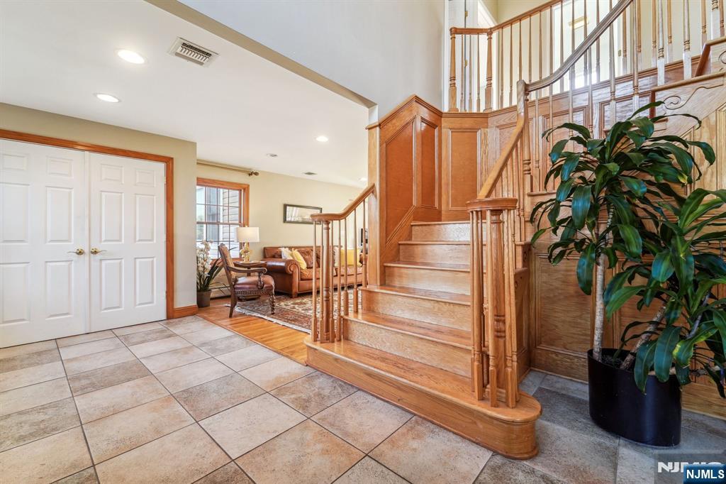 10 Wilton Drive