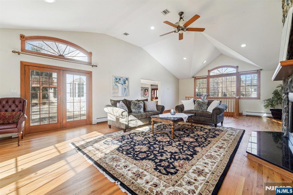 10 Wilton Drive
