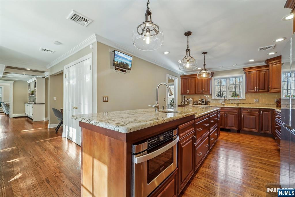 701 Ramapo Valley Road