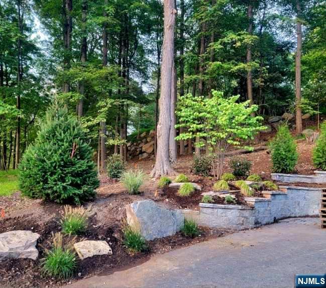 701 Ramapo Valley Road