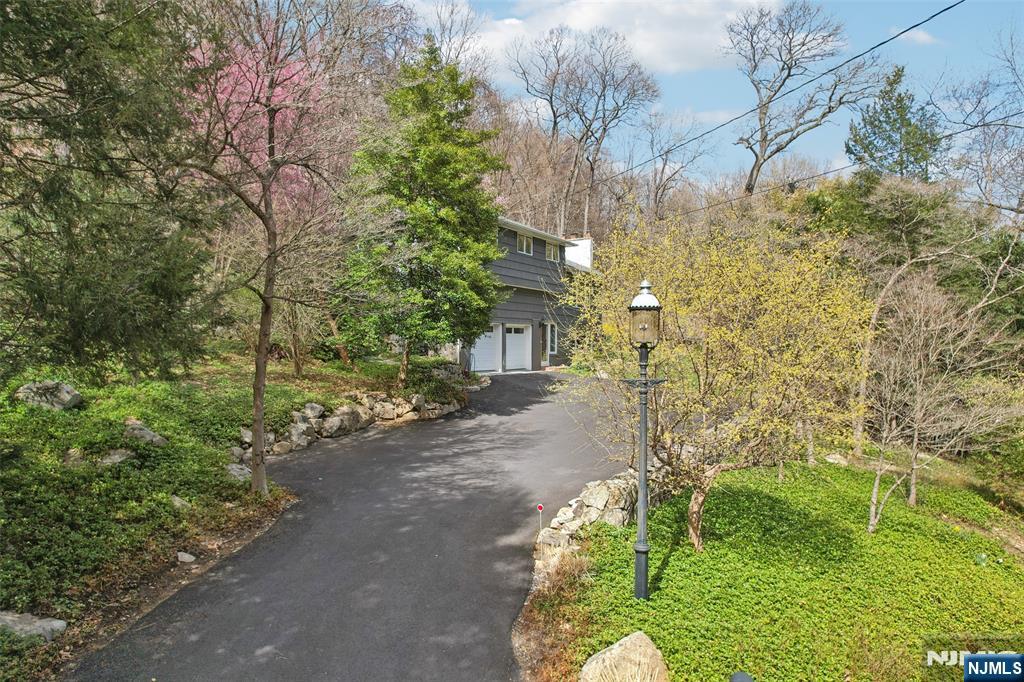110 Deerhaven Road