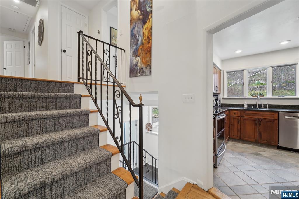 110 Deerhaven Road