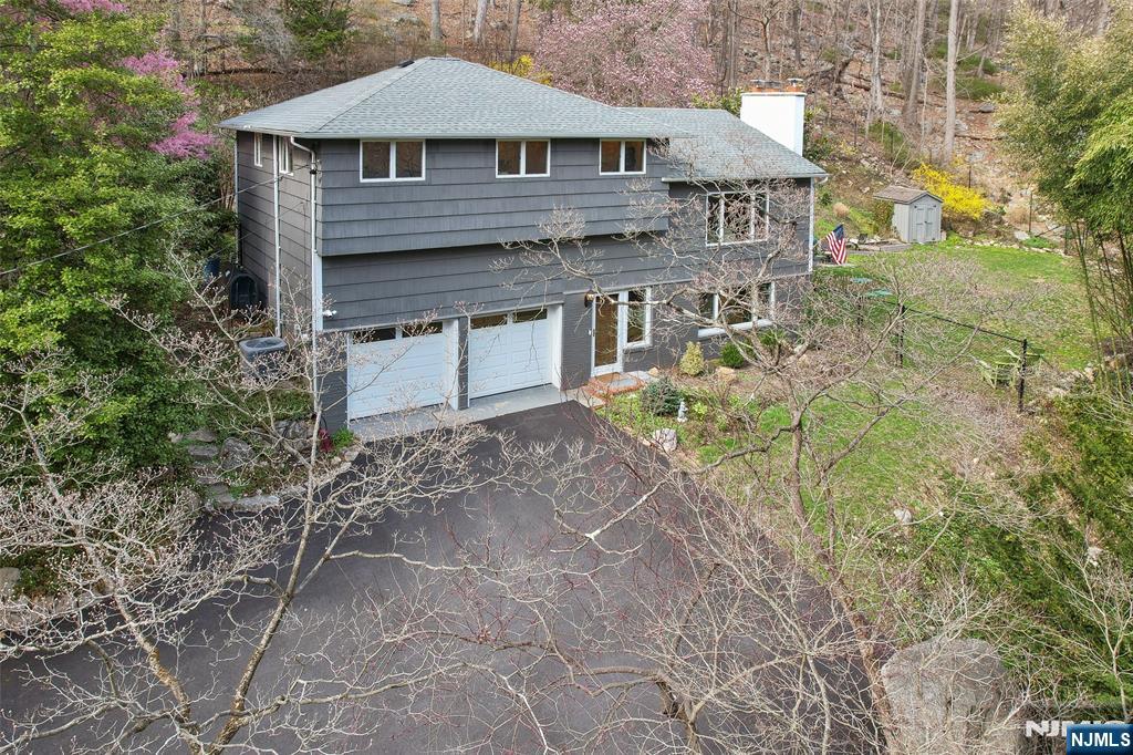 110 Deerhaven Road