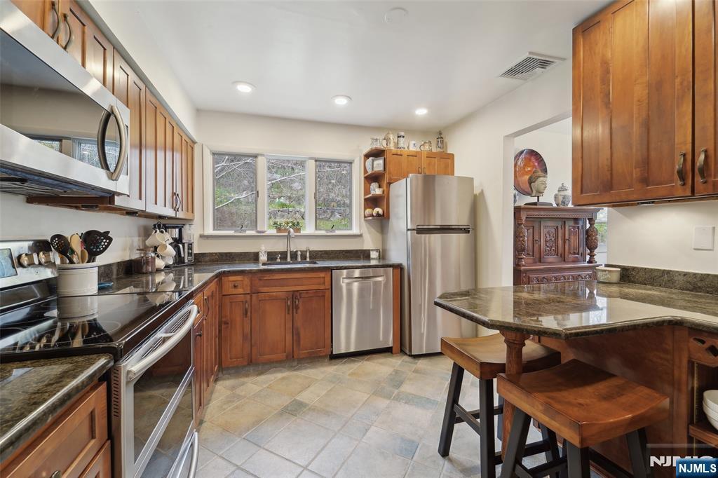 110 Deerhaven Road