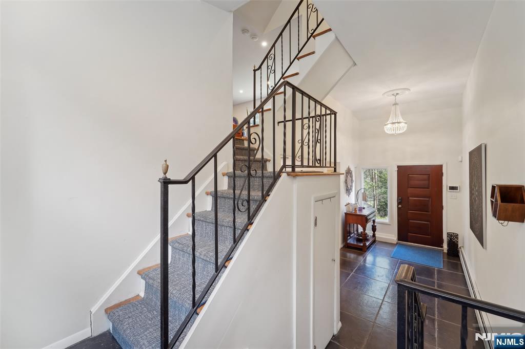 110 Deerhaven Road