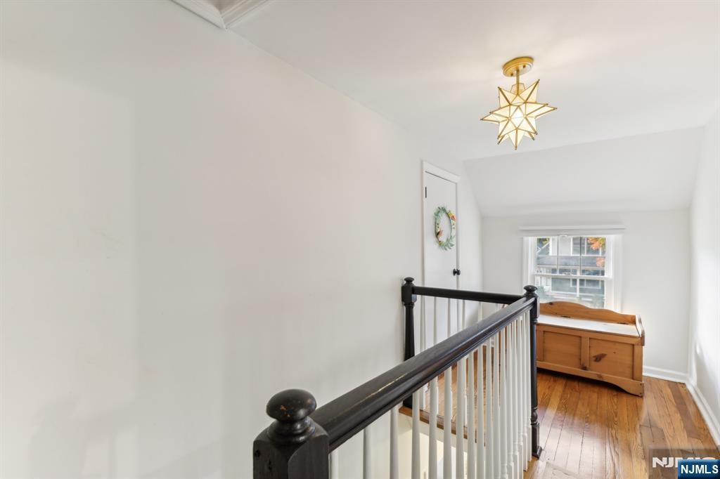 18 1st Street