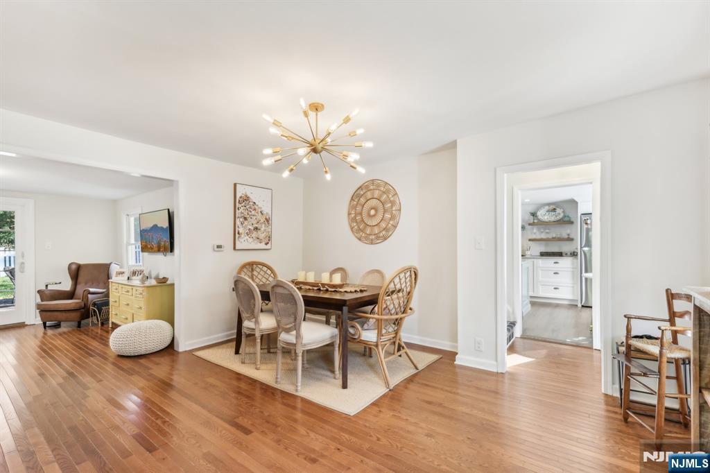 18 1st Street