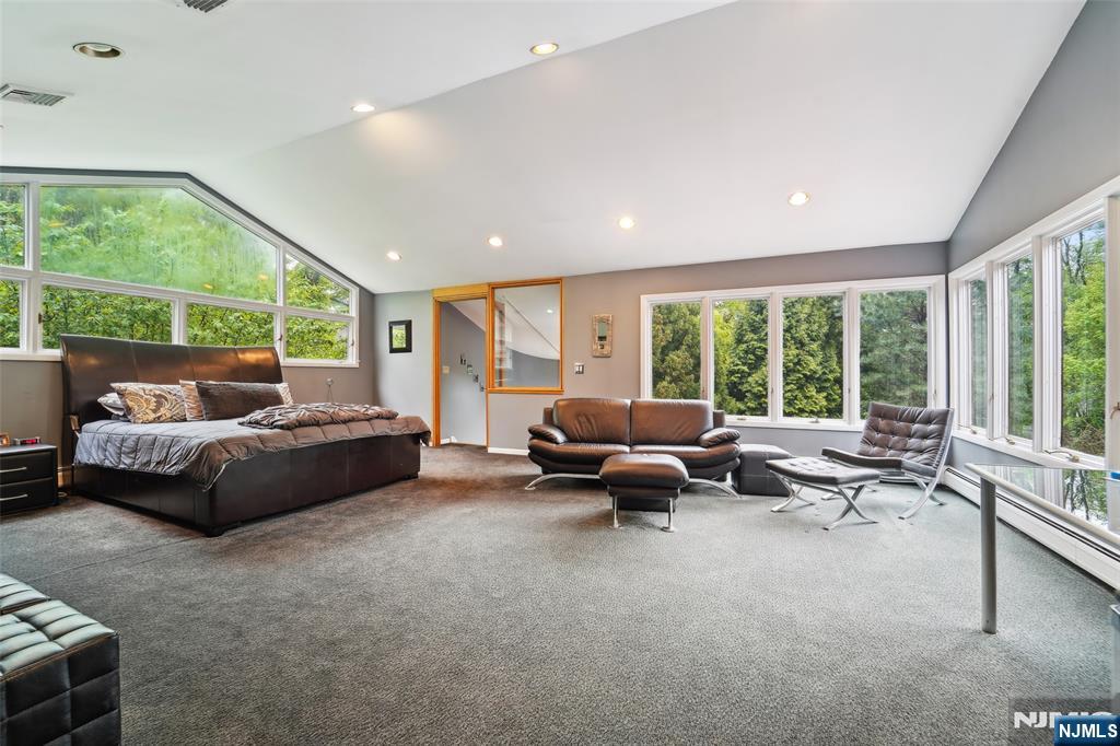 299 Forest Road