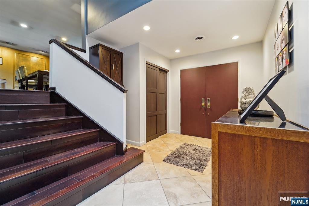 299 Forest Road