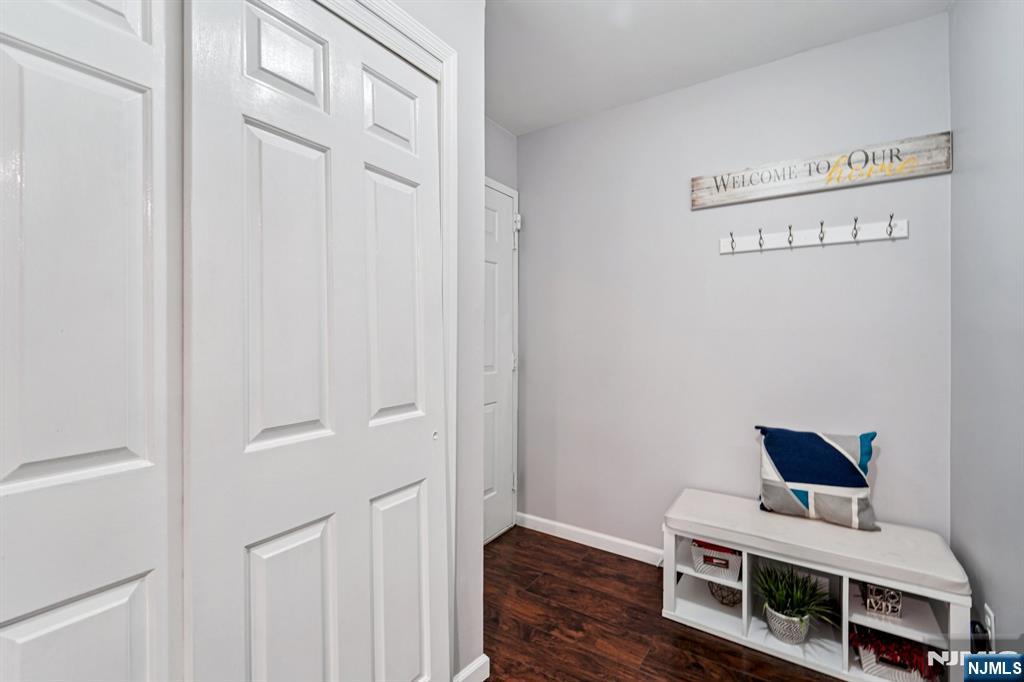 19J Foxwood Drive J